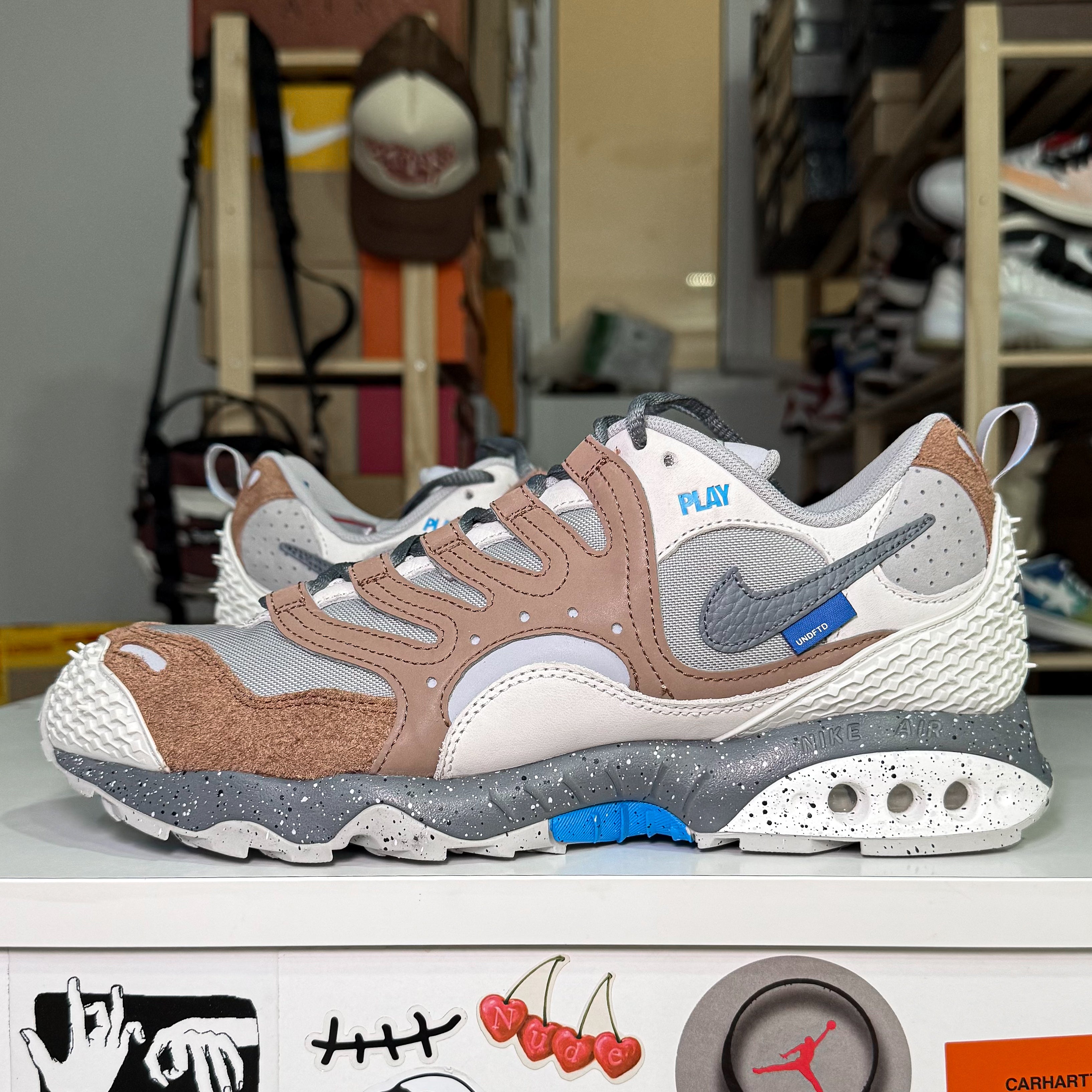 Nike Air Terra Humara x Undefeated ‘Archeo Brown’ 2023 - DS