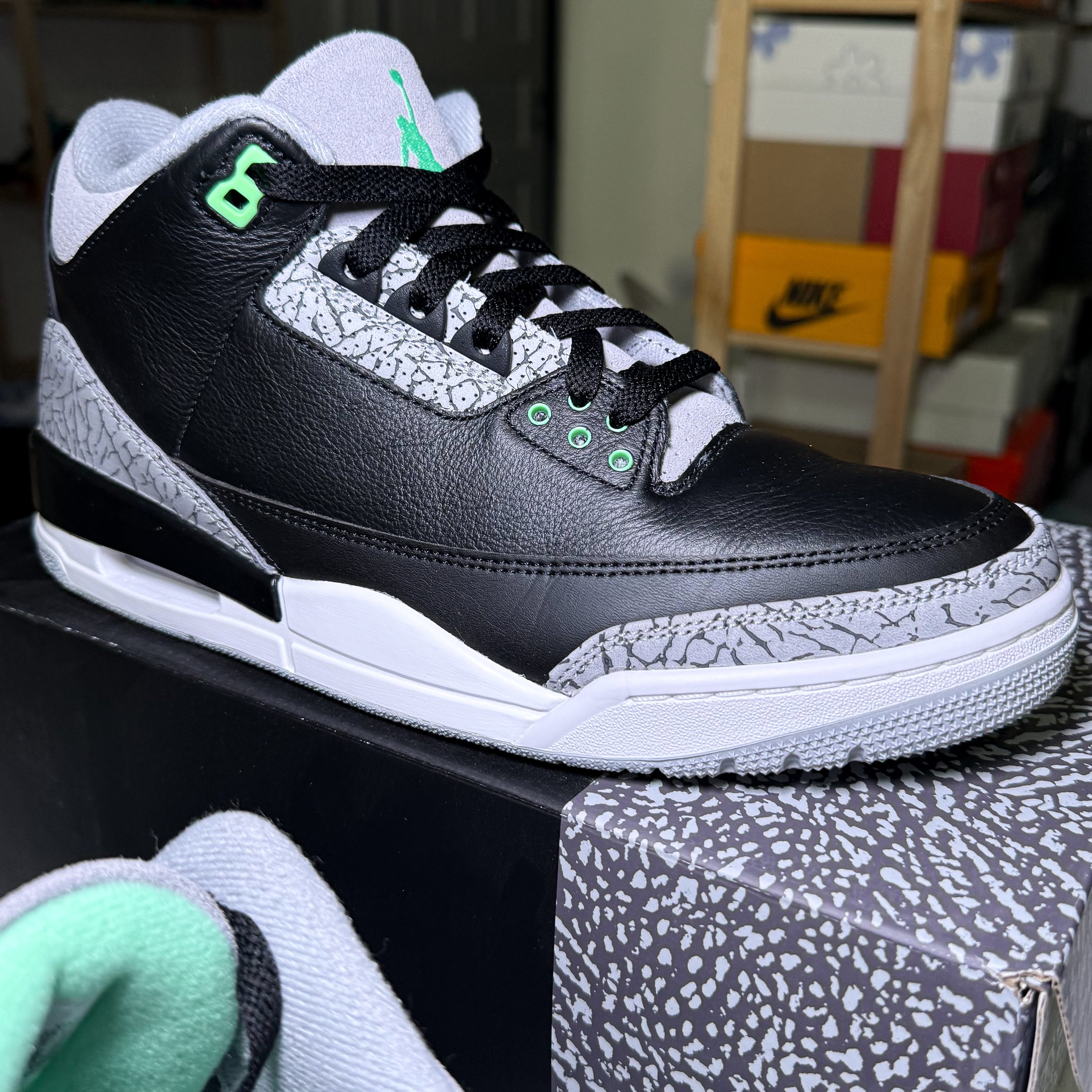 Air Jordan 3 Retro ‘Green Glow’ 2024 - Recondicionado