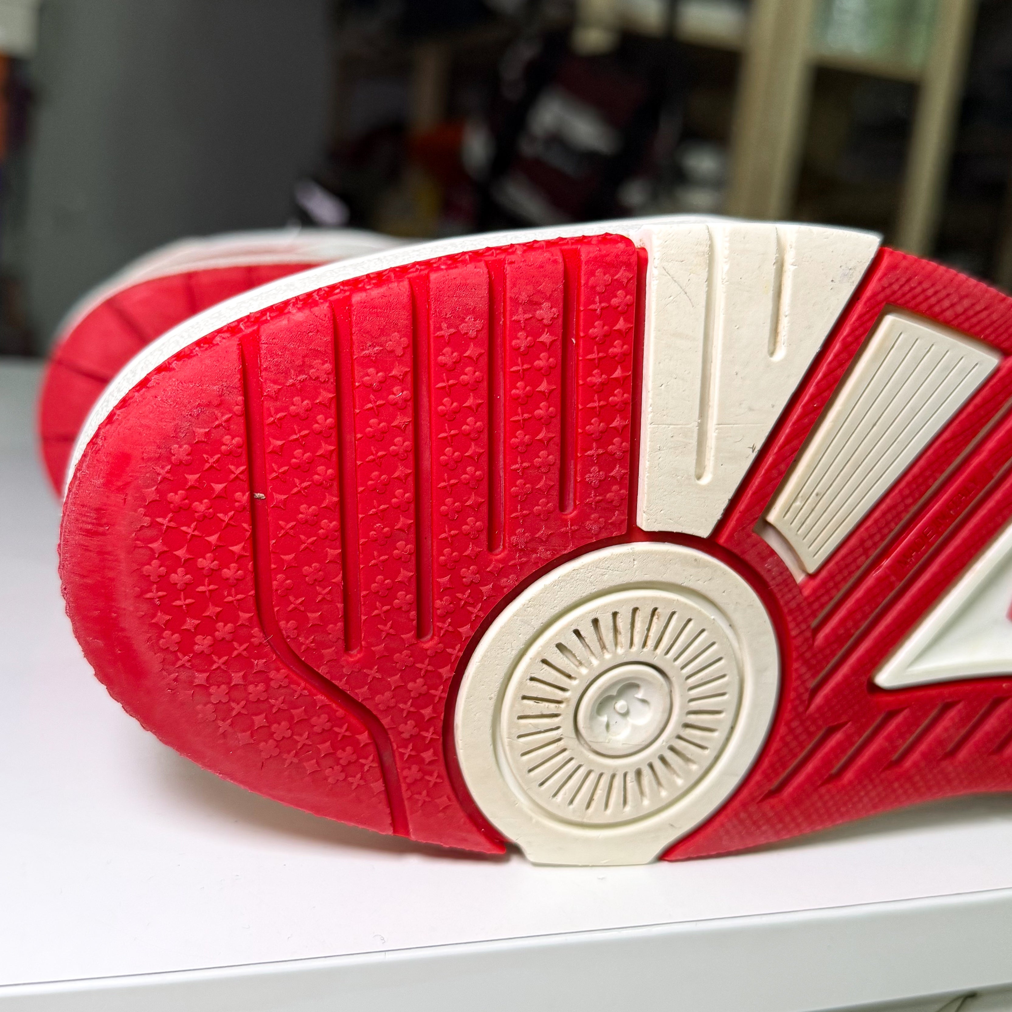 Louis Vuitton LV Trainer #54 Signature ‘White Red’ - Recondicionado