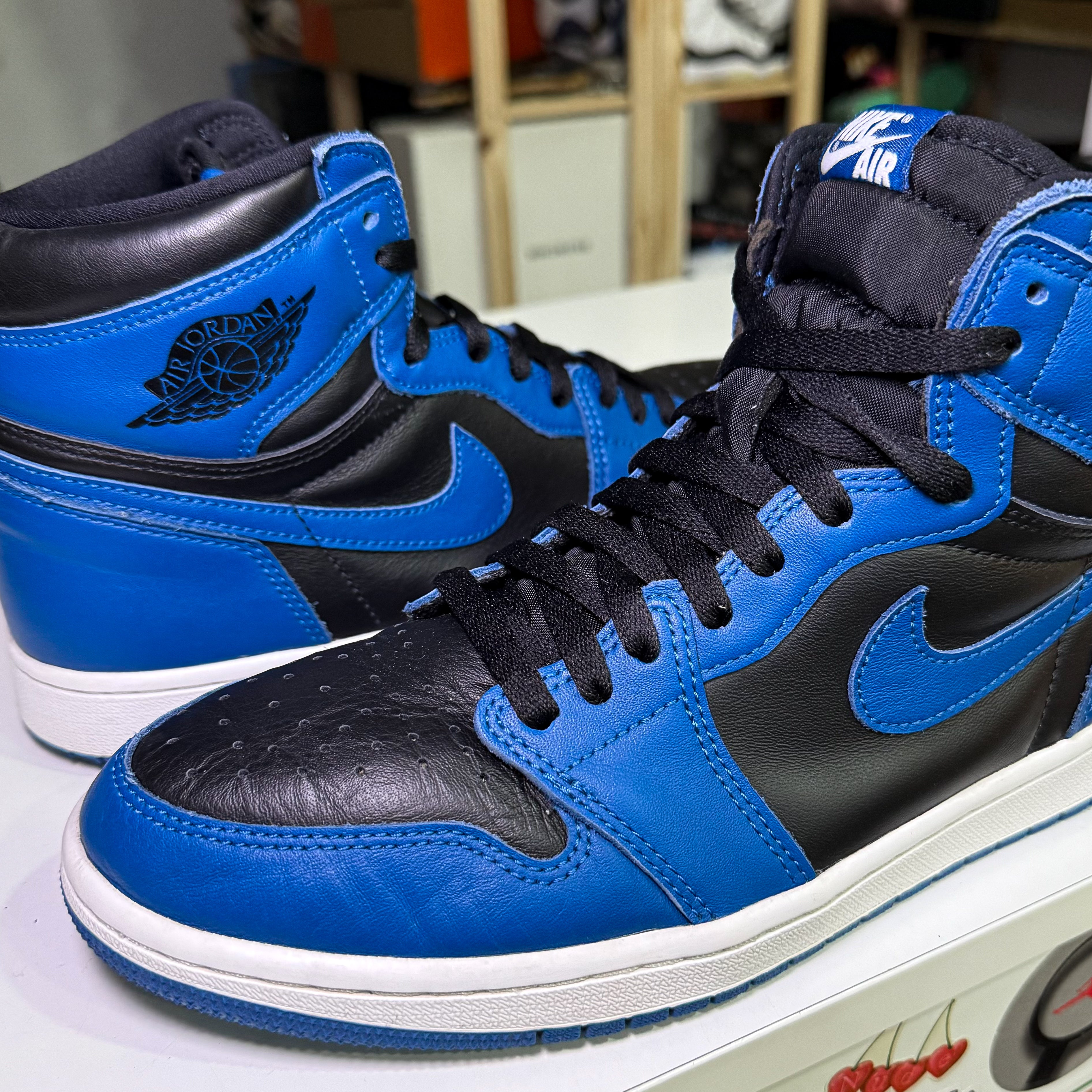 Air Jordan 1 Retro High OG ‘Dark Marina Blue’ 2022 - Recondicionado
