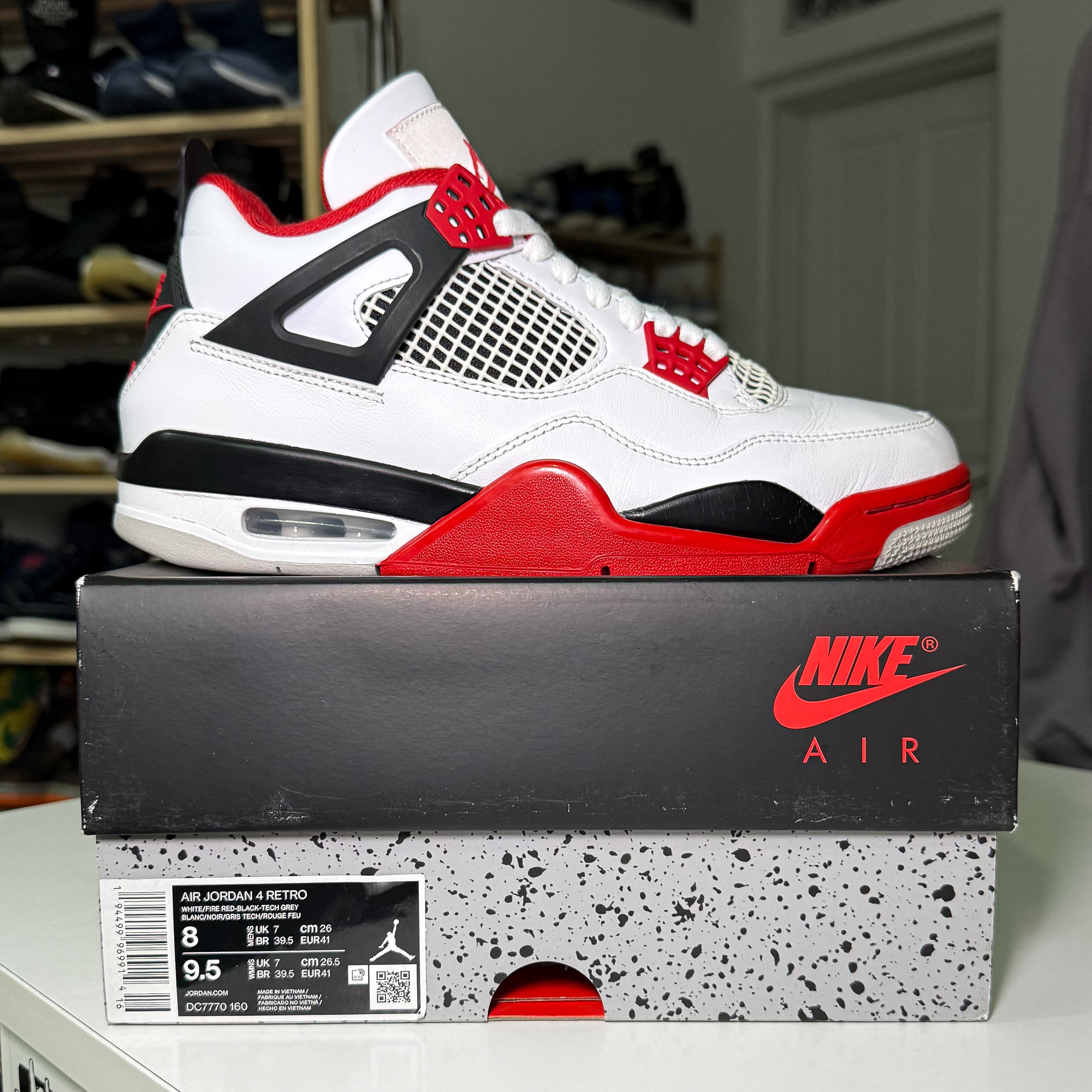Air Jordan 4 Retro 'Fire Red' 2020 - Recondicionado