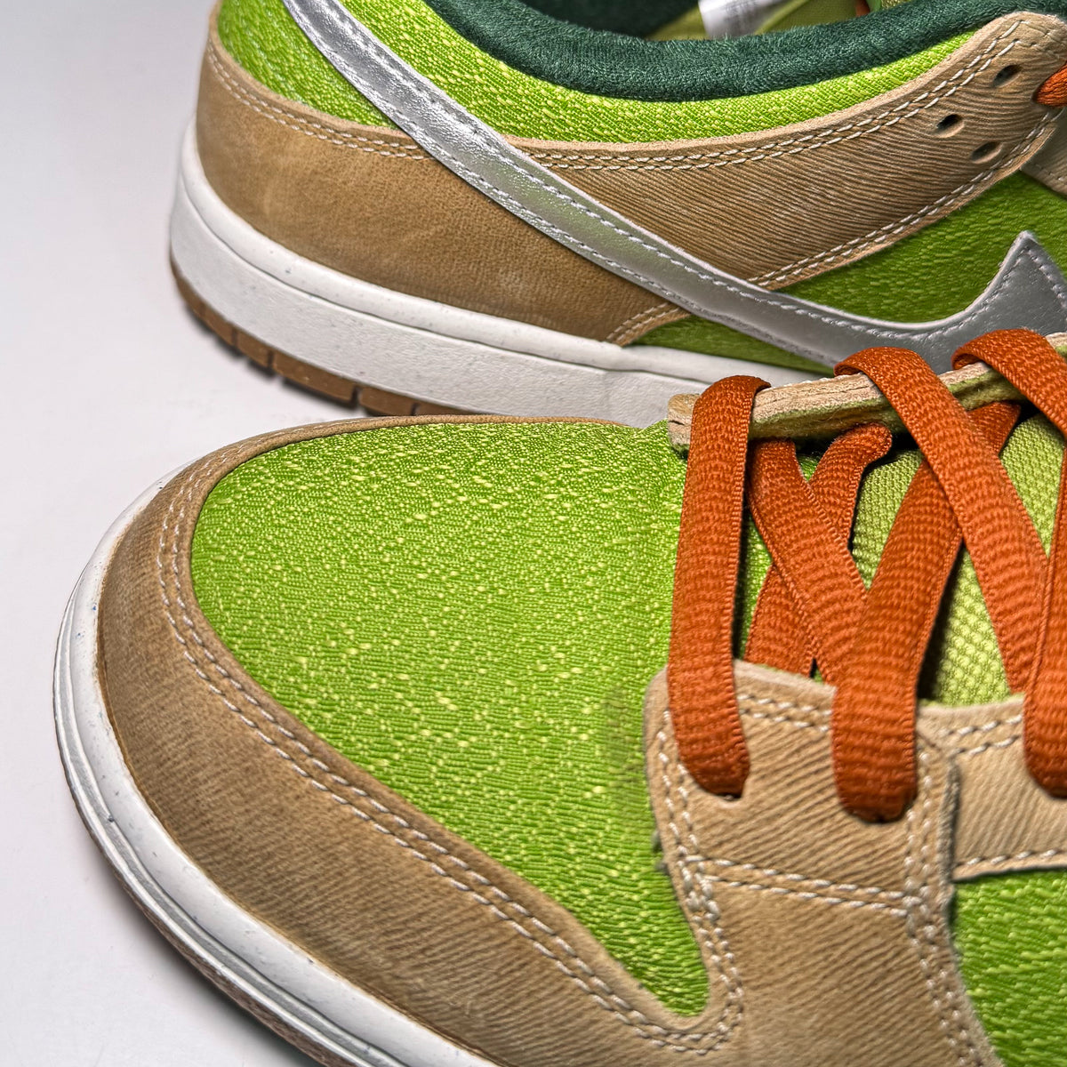Nike SB Dunk Low Pro ‘Escargot’ 2024 - Recondicionado