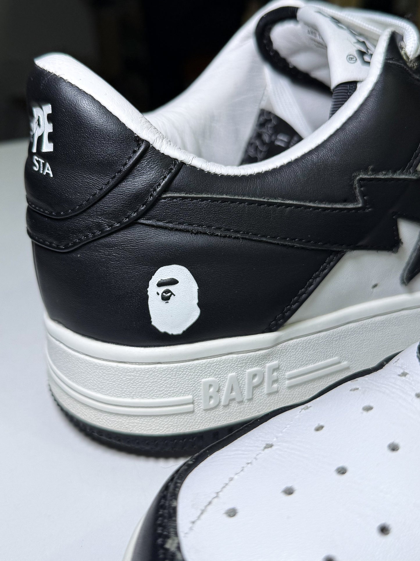Bape Bapesta #4 M1 ‘Black’ 2025 - Recondicionado