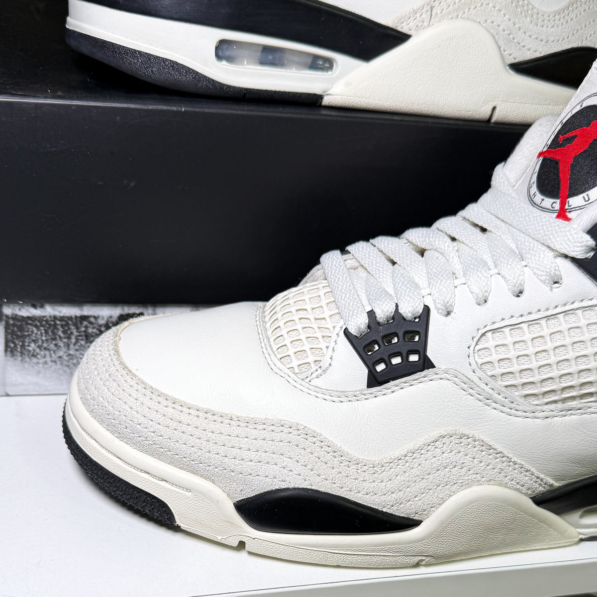 Air Jordan 4 Retro ‘Flight Club’ 2026 - Recondicionado