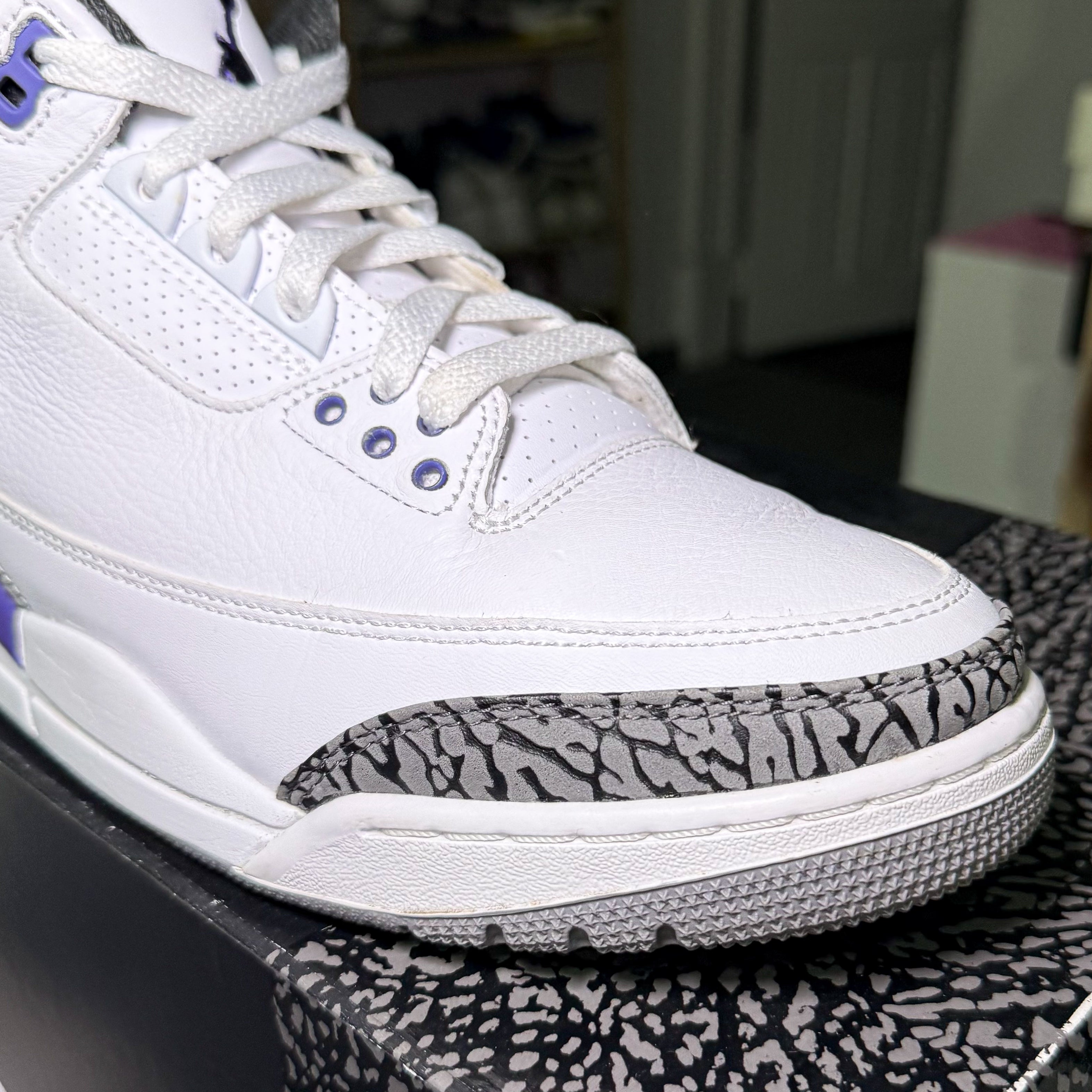 Air Jordan 3 Retro ‘Dark Iris’ 2022 - Recondicionado