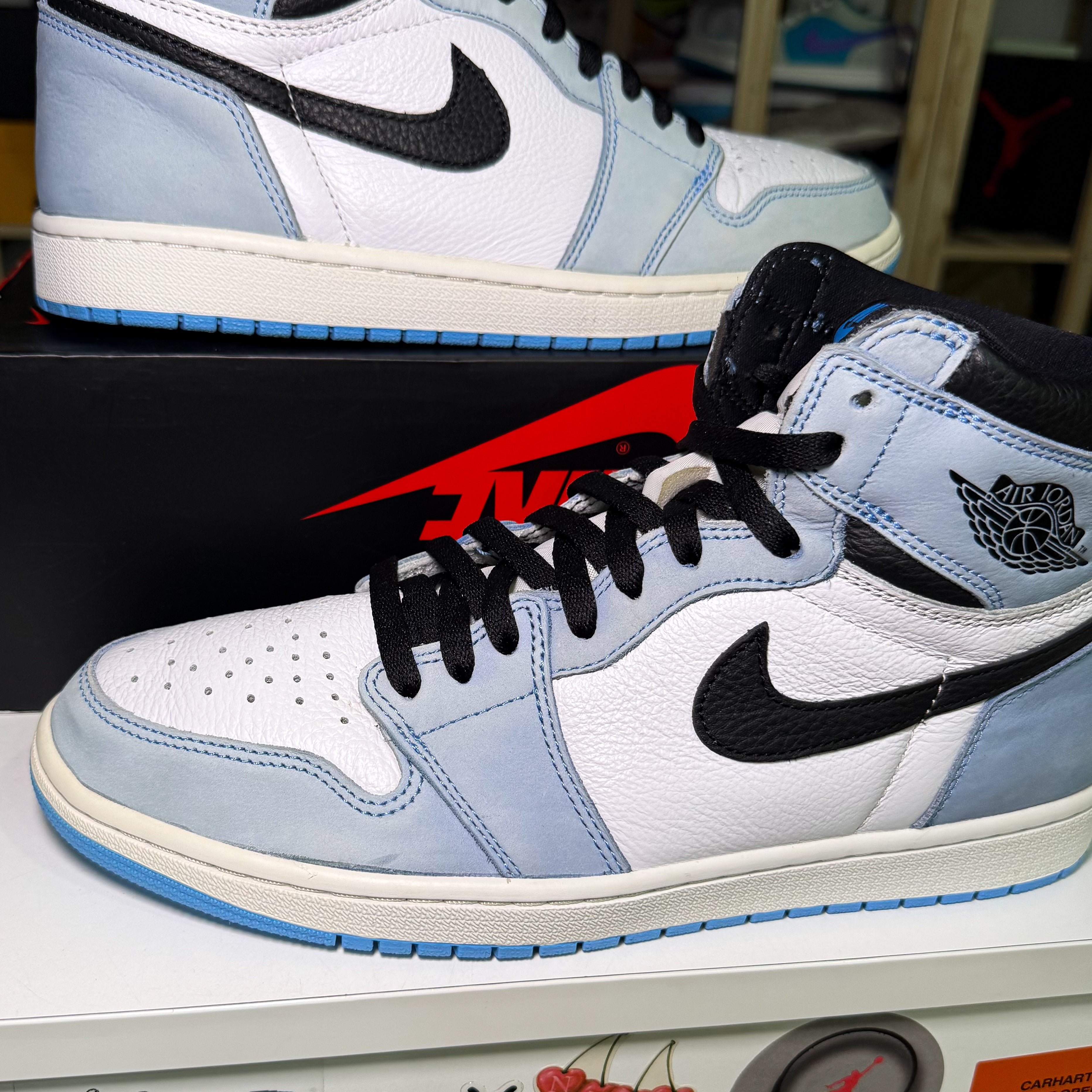 Air Jordan 1 Retro High OG ‘University Blue’ 2021 - Recondicionado