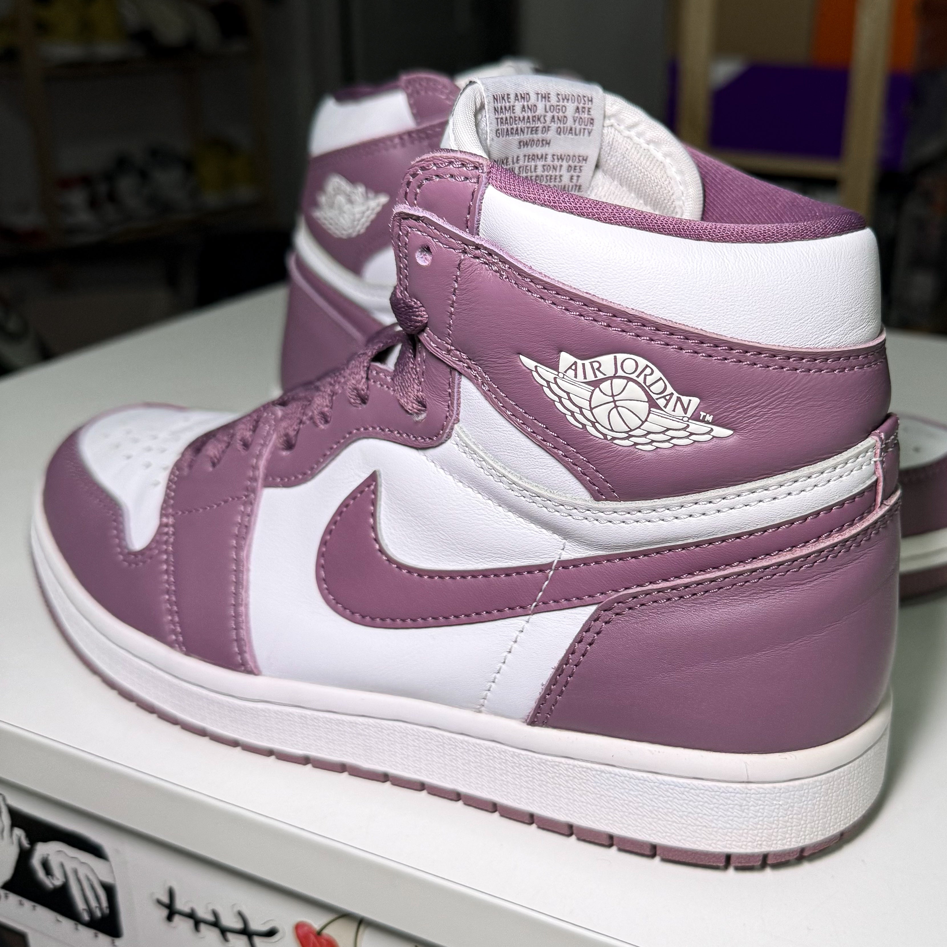 Air Jordan 1 Retro High OG ‘Mauve’ 2023 - Recondicionado