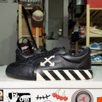 Off White Vulcanized Leather ‘Black White’ - Recondicionado
