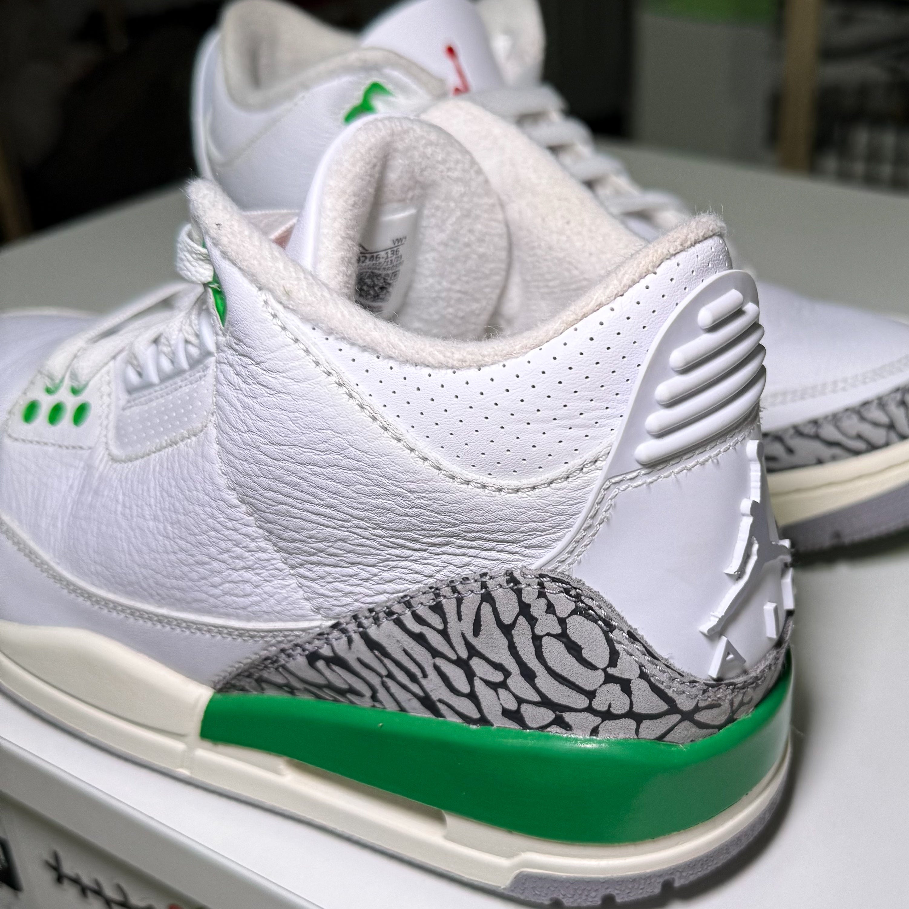 Air Jordan 3 Retro ‘Lucky Green’ W 2023 - Recondicionado