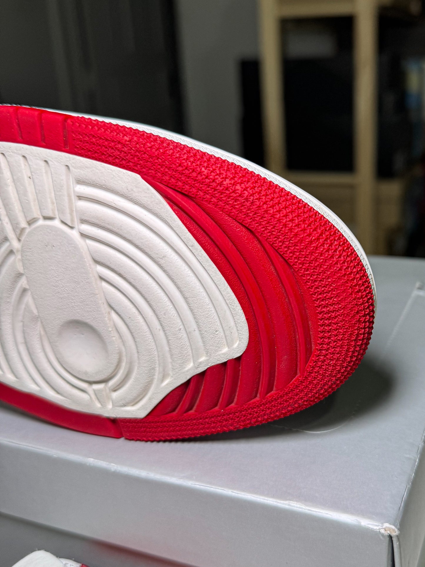 Air Jordan 1 High Zoom CMFT 2 ‘Valentines Day’ W 2023 - Recondicionado