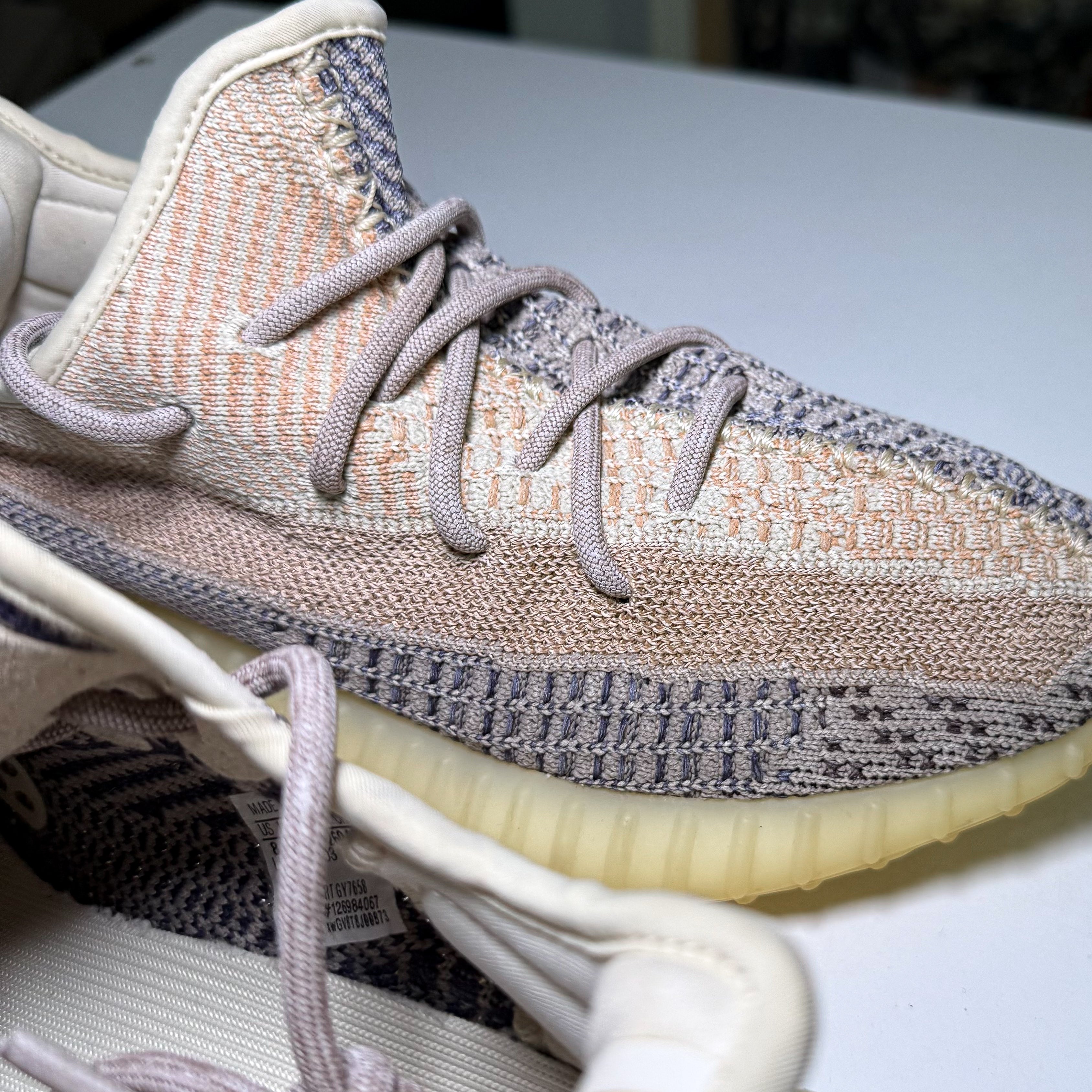 Adidas Yeezy Boost 350 v2 ‘Ash Pearl’ 2021 - Recondicionado