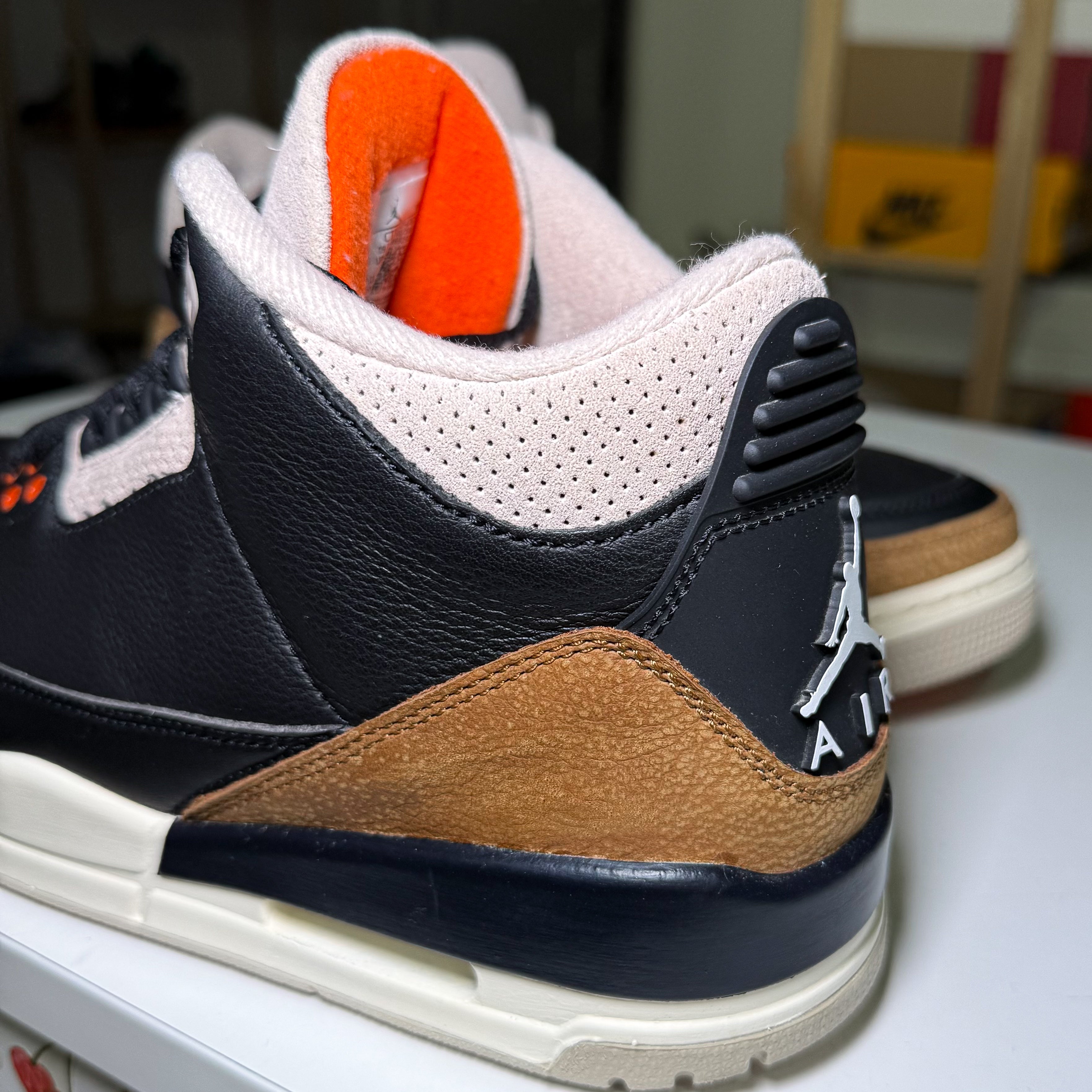 Air Jordan 3 Retro ‘Desert Elephant’ 2022 - Recondicionado