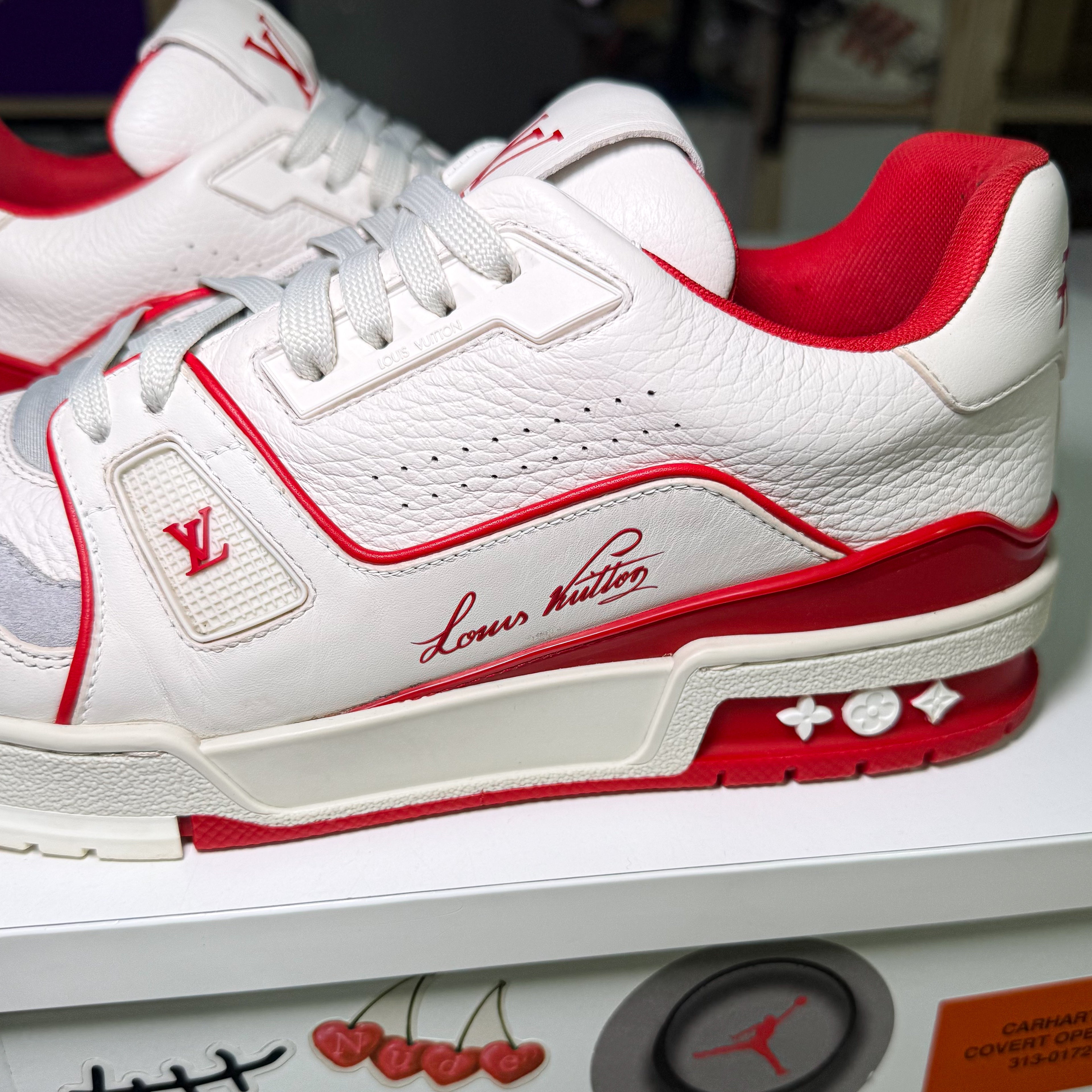 Louis Vuitton LV Trainer #54 Signature ‘White Red’ - Recondicionado