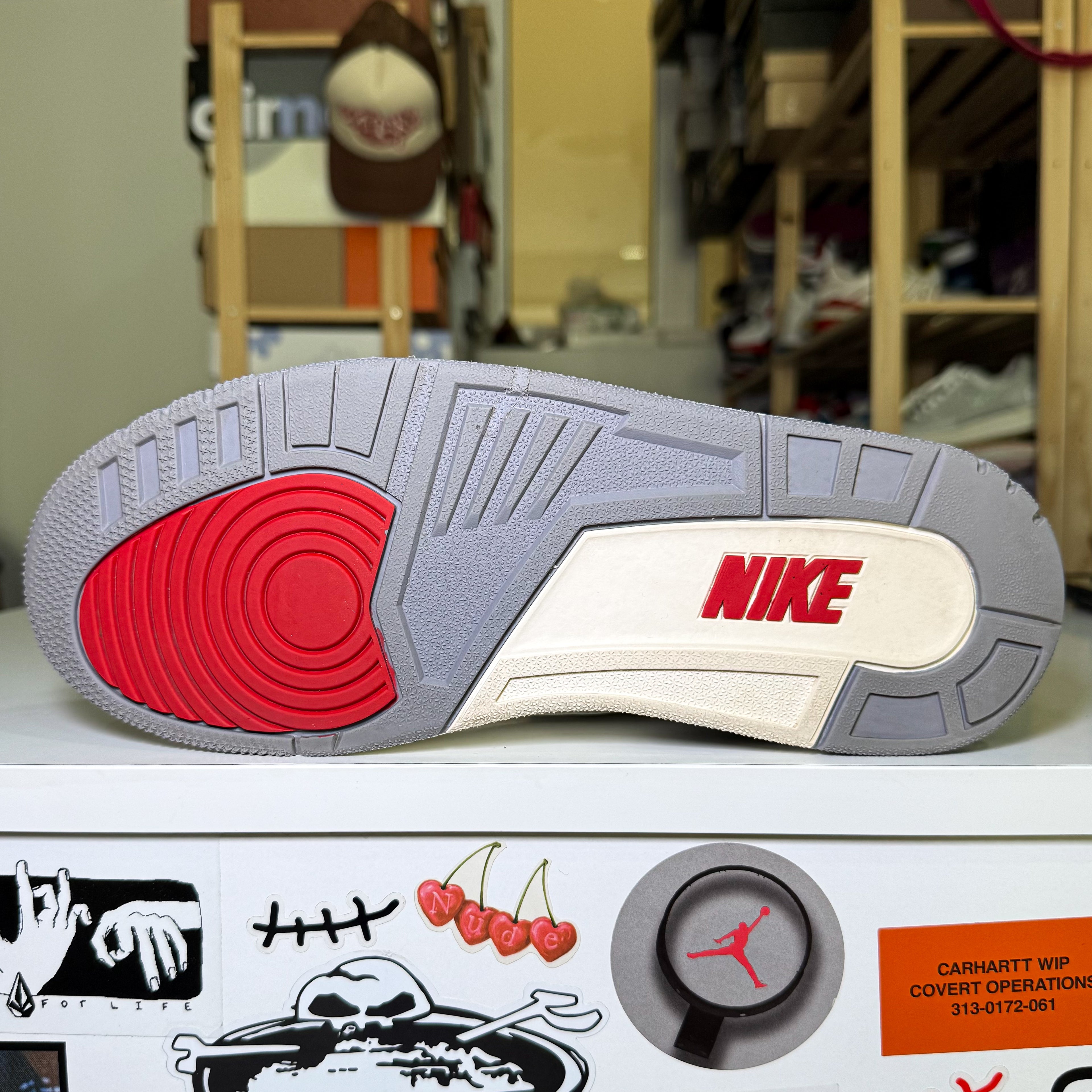 Air Jordan 3 Retro ‘White Cement Reimagined’ 2023 - Recondicionado