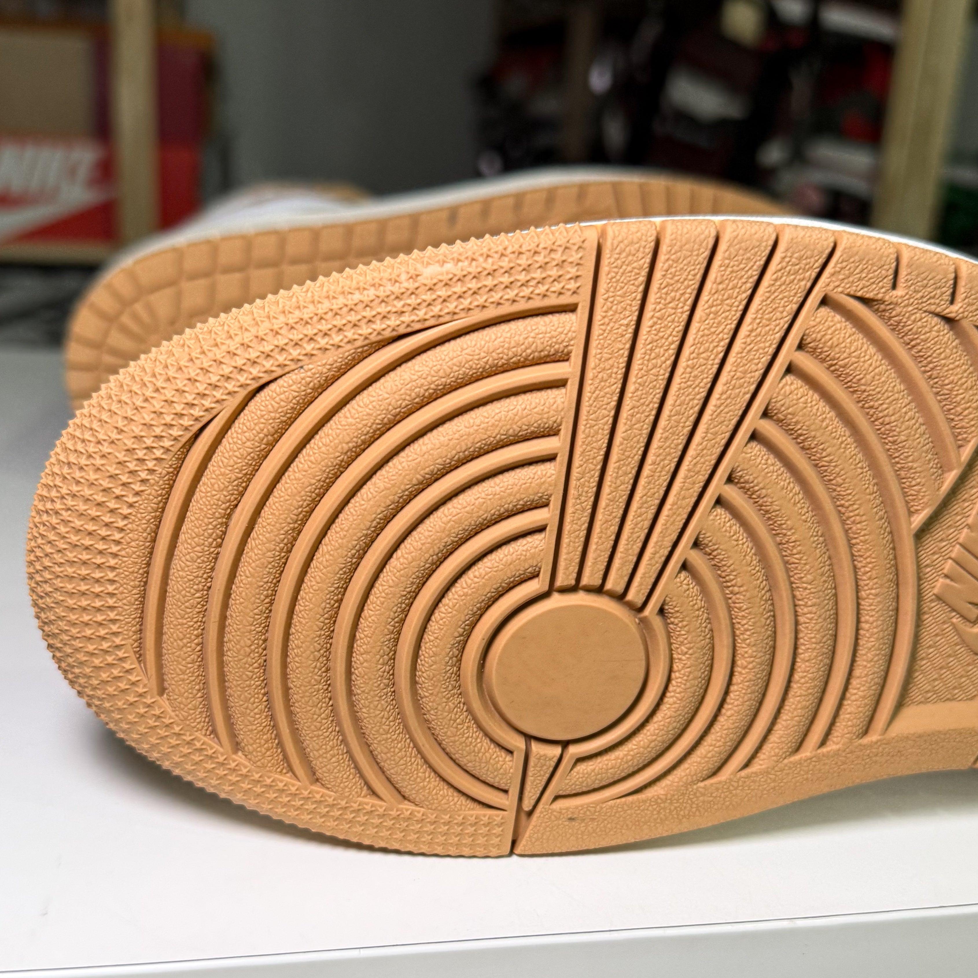 Air Jordan 1 High Retro OG ‘Praline’ W 2023 - Recondicionado