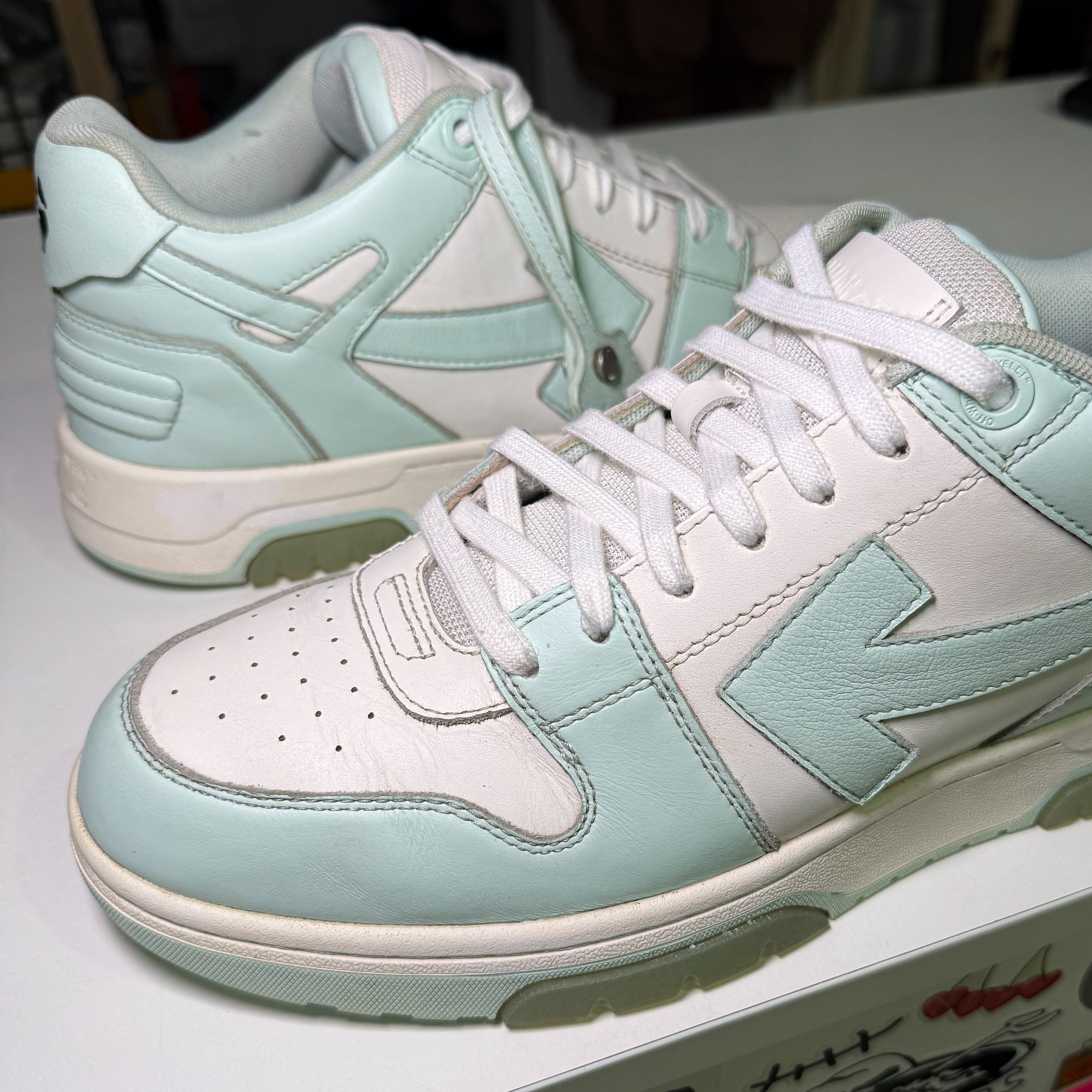 Off White Out of Office ‘Mint’ 2022 - Recondicionado