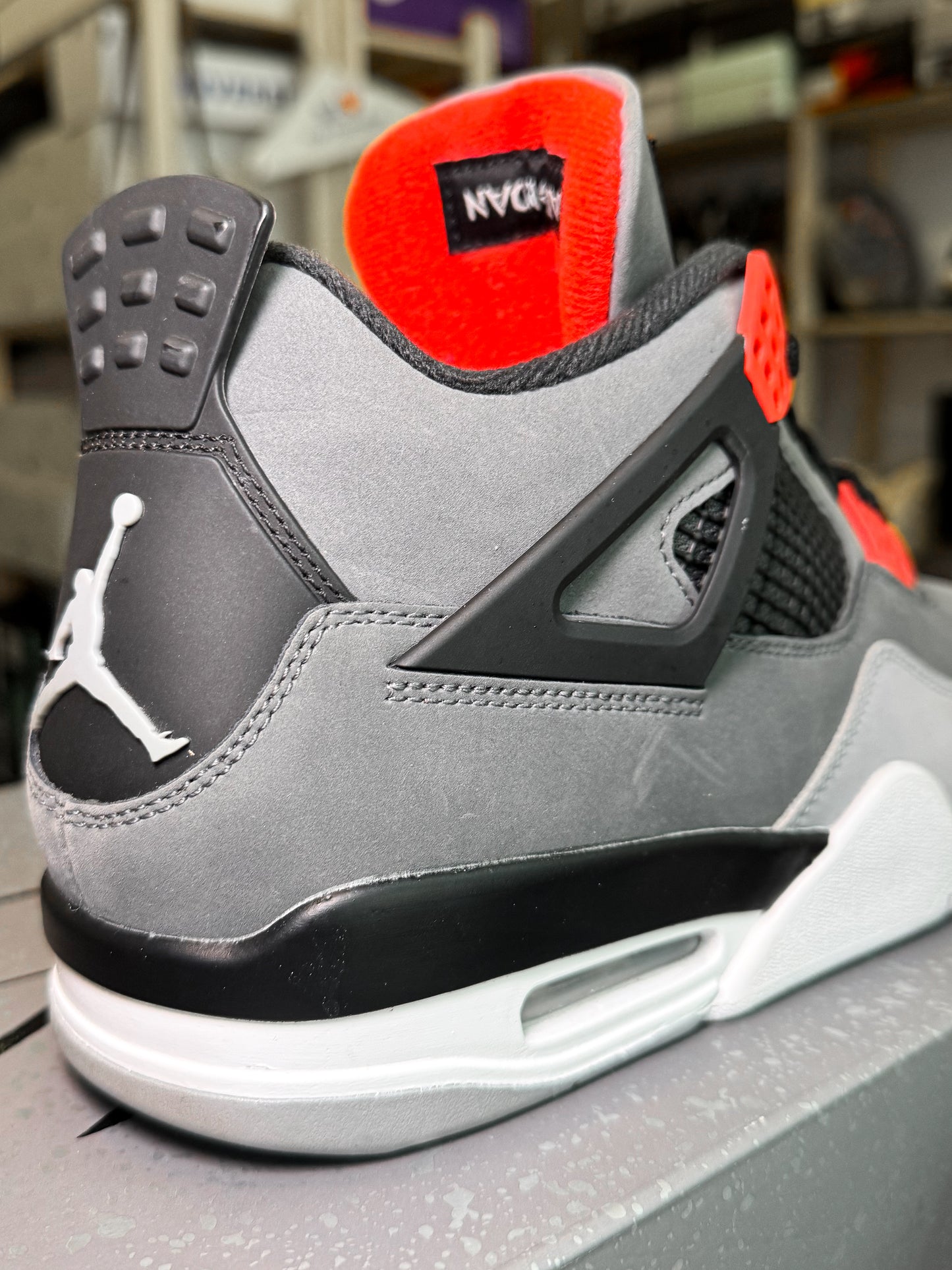 Air Jordan 4 Retro 'Infrared' 2022 - Recondicionado
