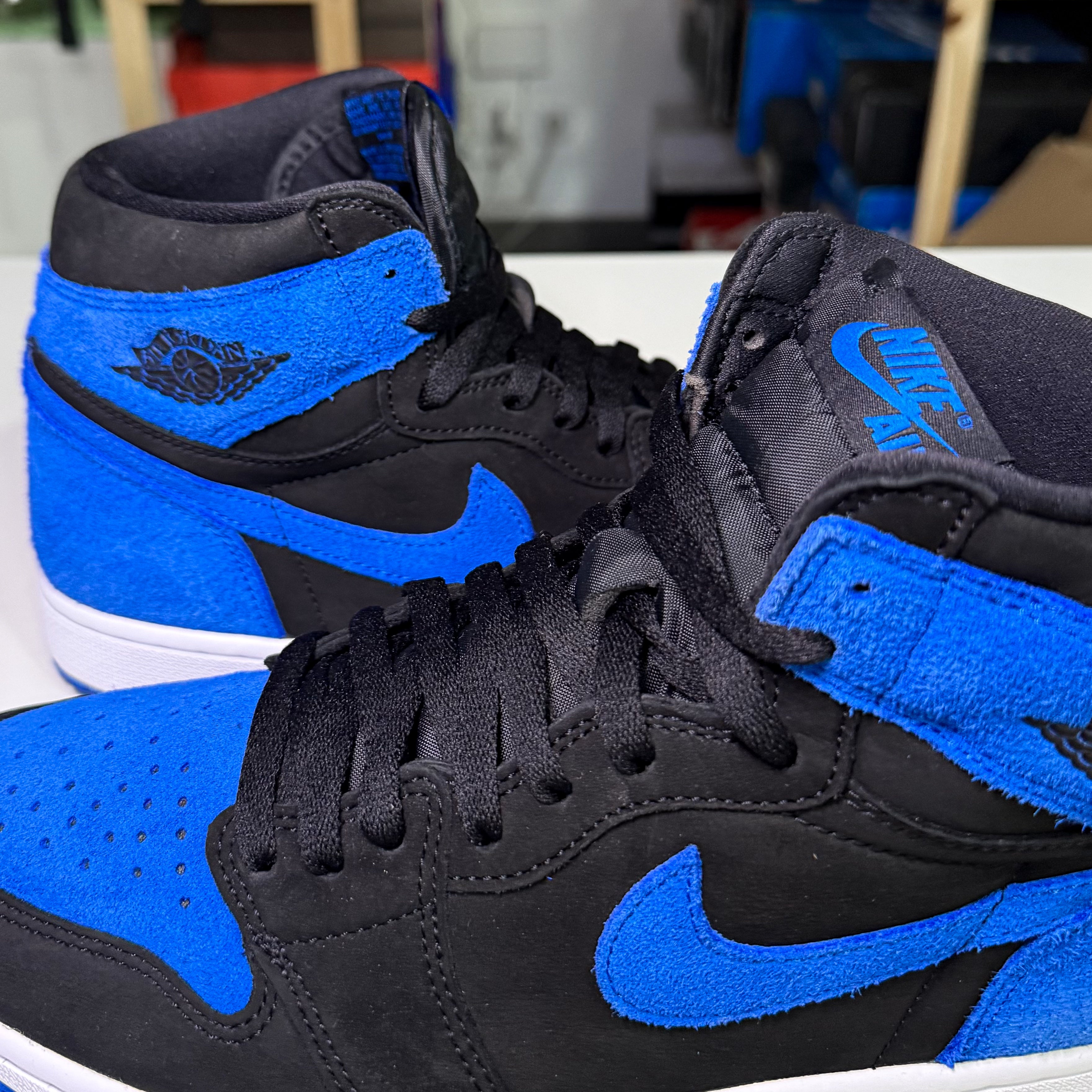 Air Jordan 1 Retro High OG ‘Royal Reimagined’ 2023 - Recondicionado