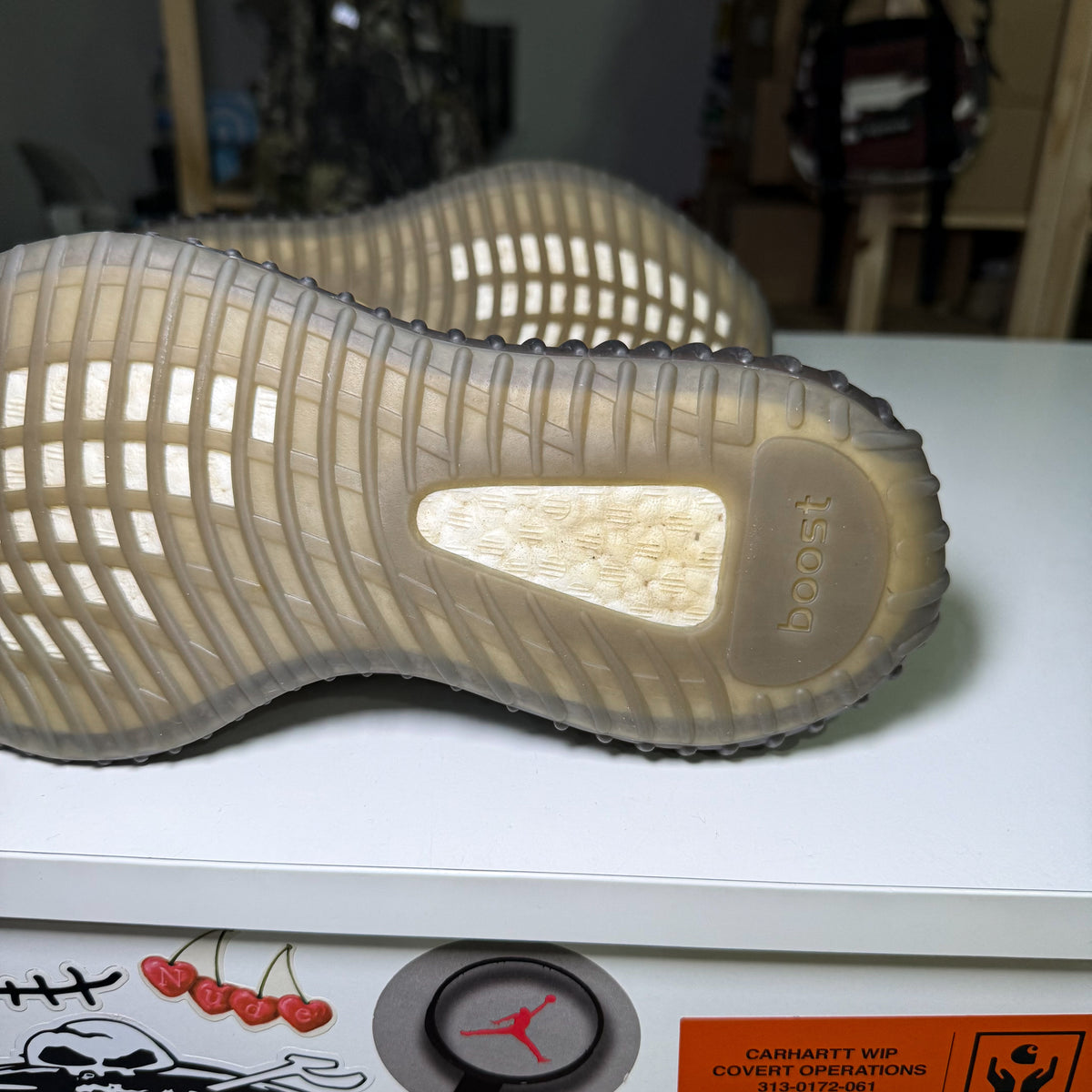 Adidas Yeezy 350 v2 ‘Ash Stone’ 2021 - Recondicionado