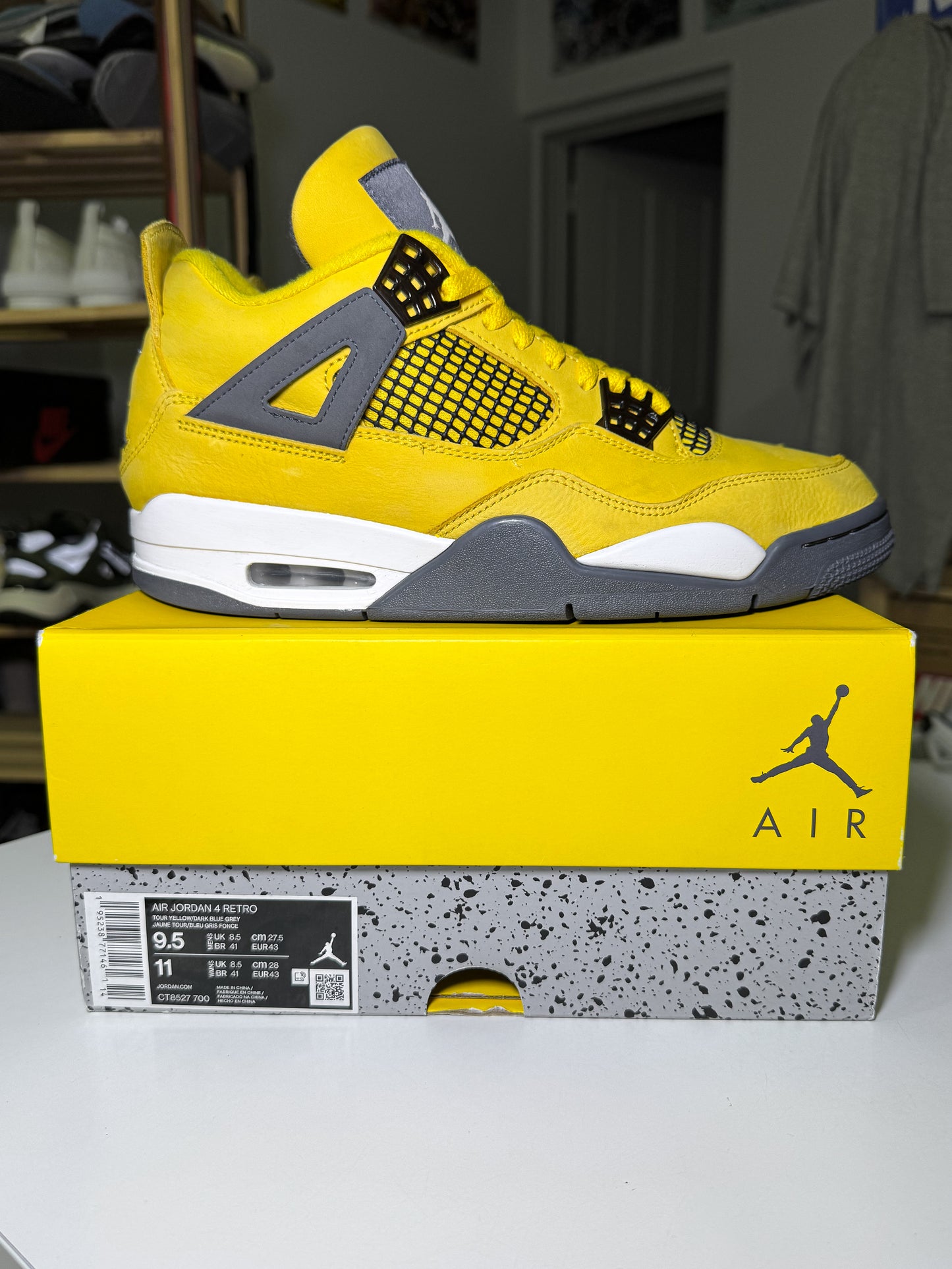 Air Jordan 4 Retro ‘Lightning’ 2021 - Recondicionado