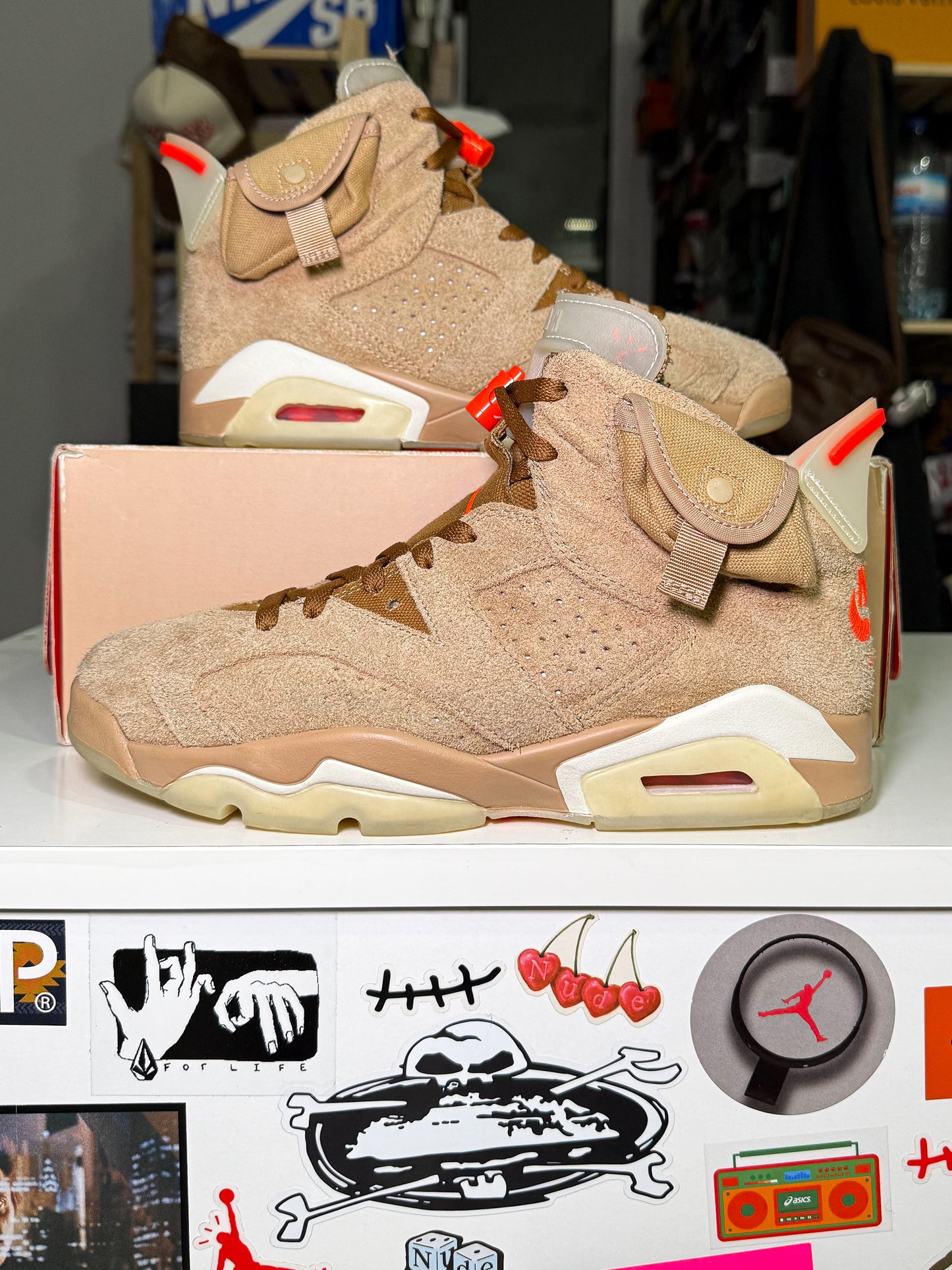 Air Jordan 6 Retro x Travis Scott ‘British Khaki’ 2021 - Recondicionado