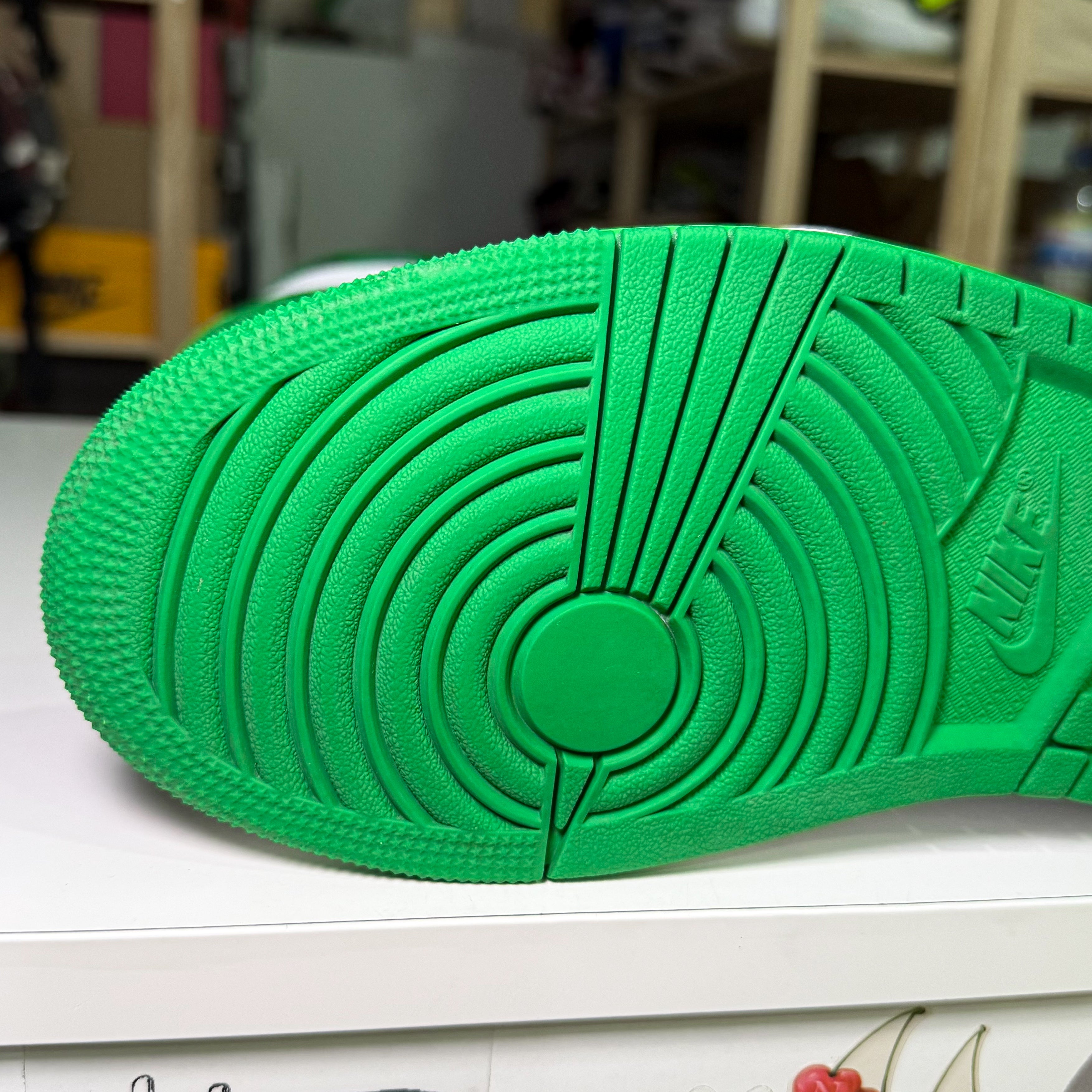Air Jordan 1 High OG 'Lucky Green' 2023 - Recondicionado