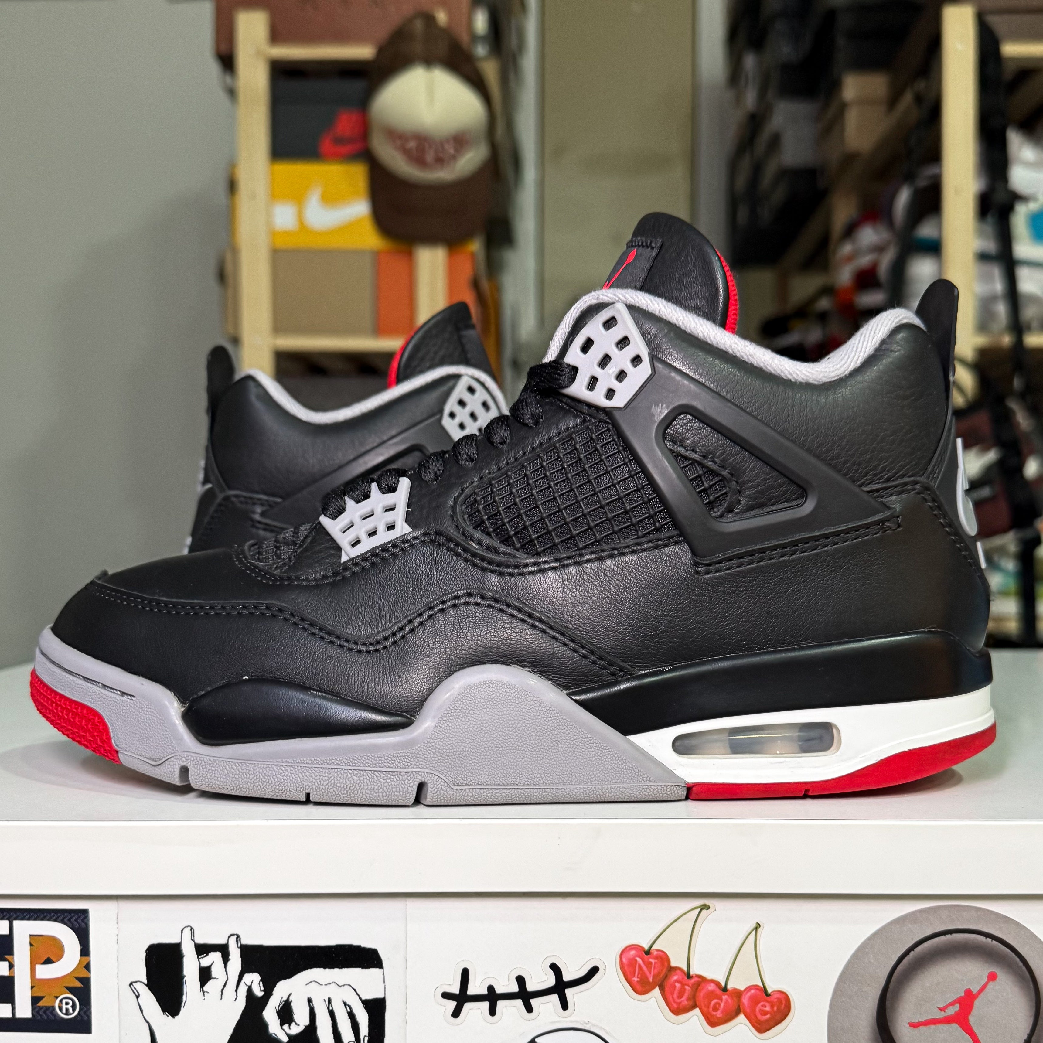 Air Jordan 4 Retro 'Bred Reimagined' 2024 - Recondicionado