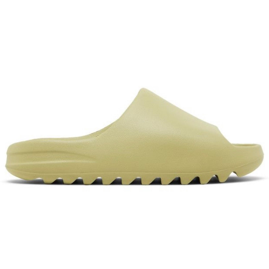 Adidas Yeezy Slide ‘Resin’ 2022 - DS