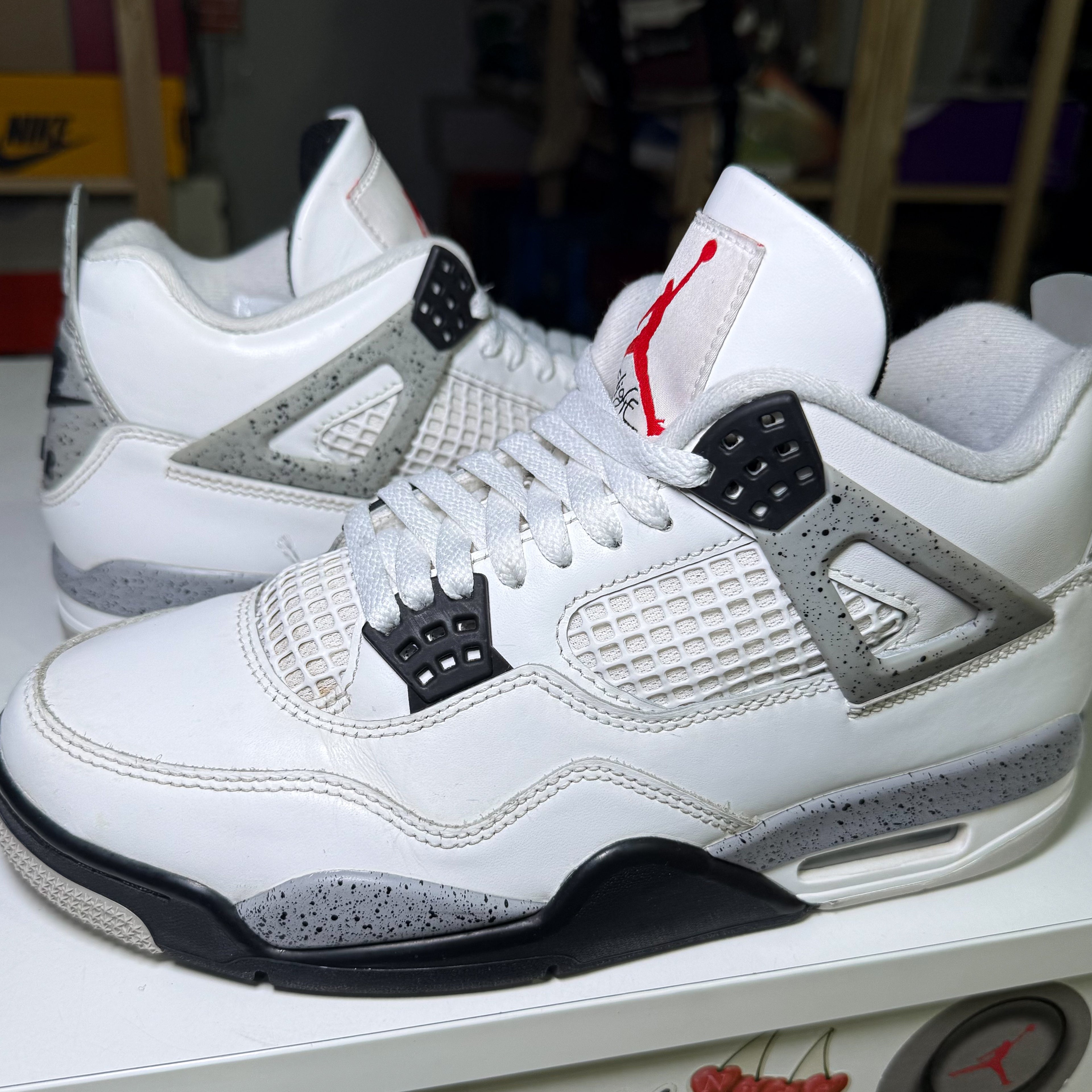 Air Jordan 4 Retro OG ‘White Cement’ 2025 - Recondicionado
