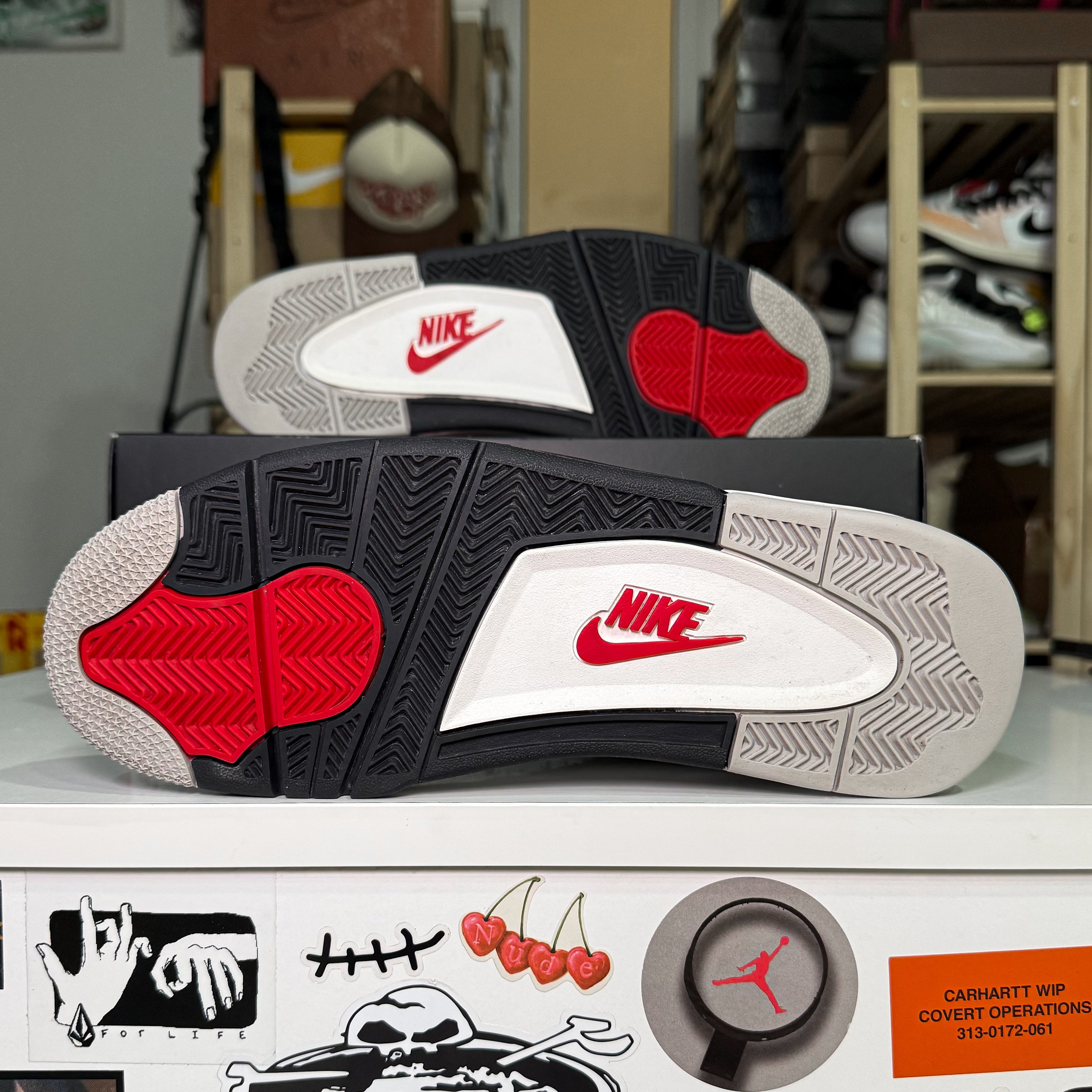Air Jordan 4 Retro OG ‘White Cement’ 2025 - Recondicionado
