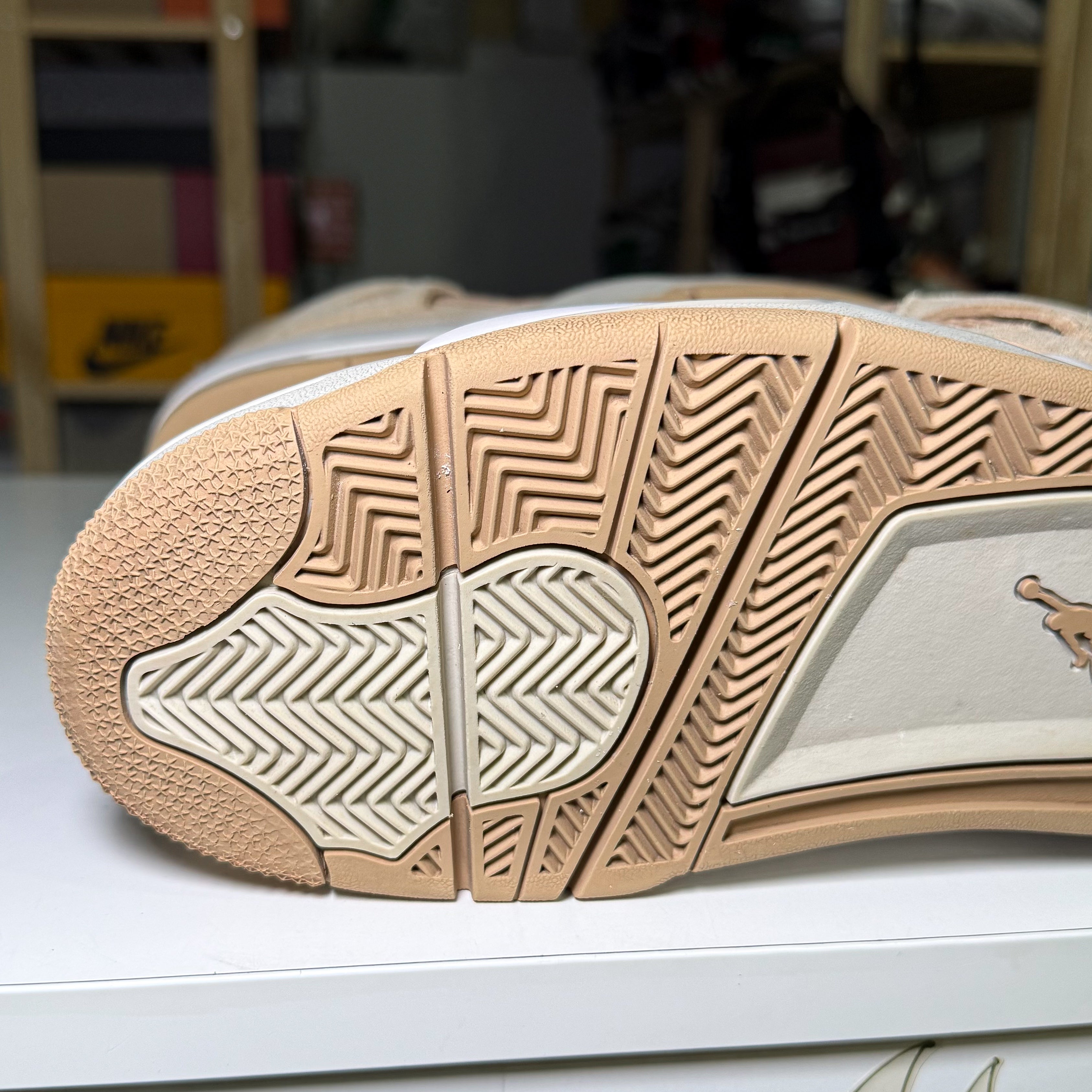 Air Jordan 4 Retro ‘Cozy Girl’ W 2025 - Recondicionado