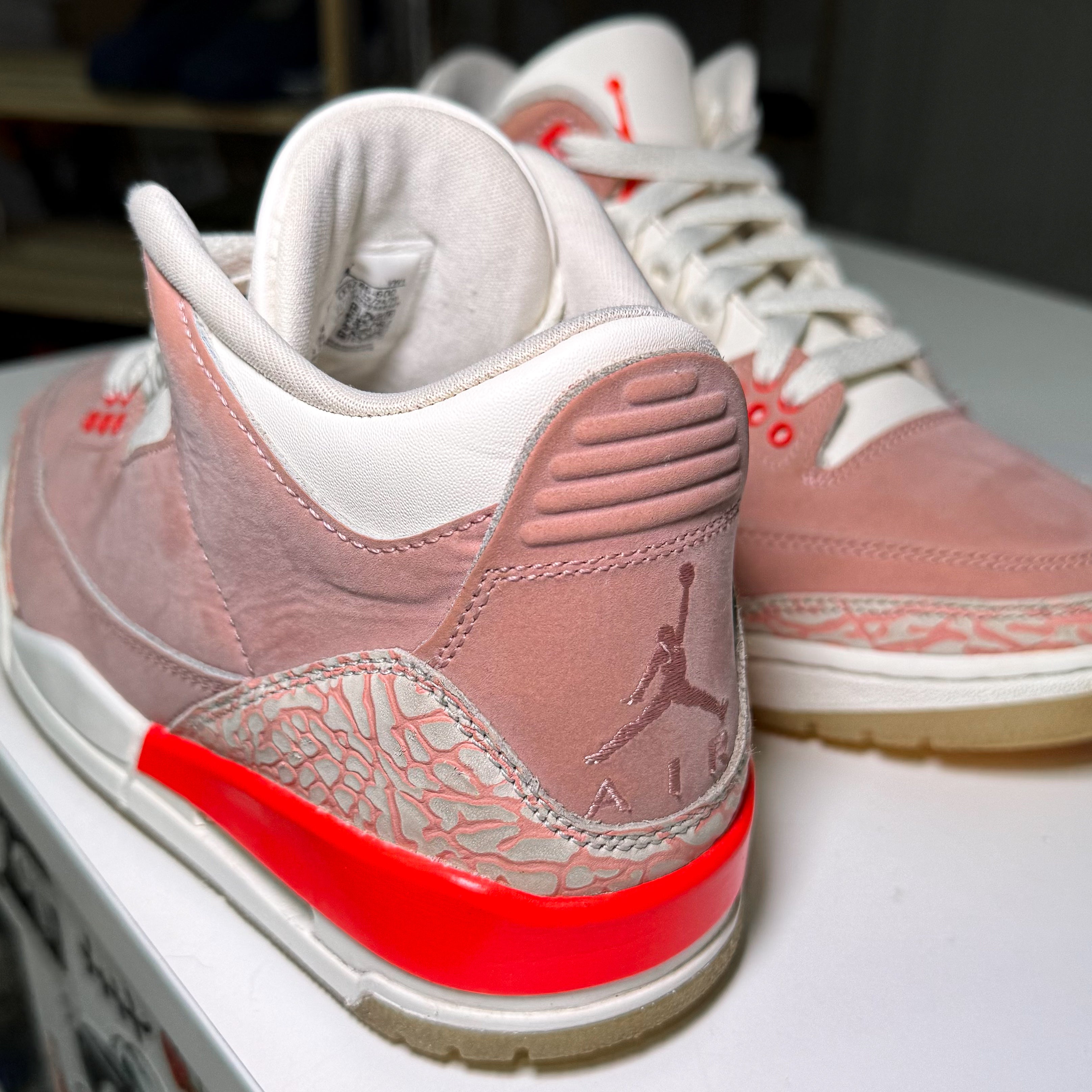 Air Jordan 3 Retro ‘Rust Pink’ W 2021 - Recondicionado