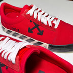 Off White Vulcanized Low Canvas ’Red’ 2018 - Recondicionado