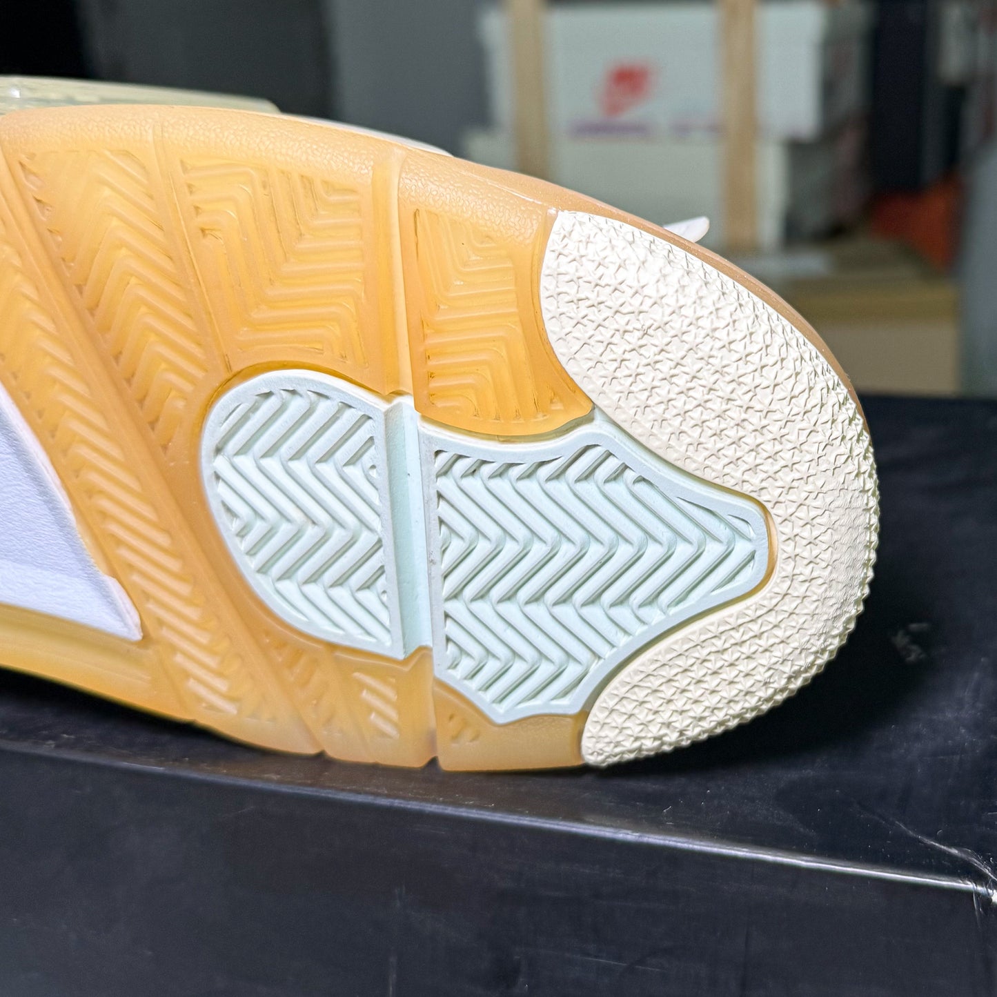 Air Jordan 4 Retro SP x Off White ‘Sail’ W 2020 - Recondicionado