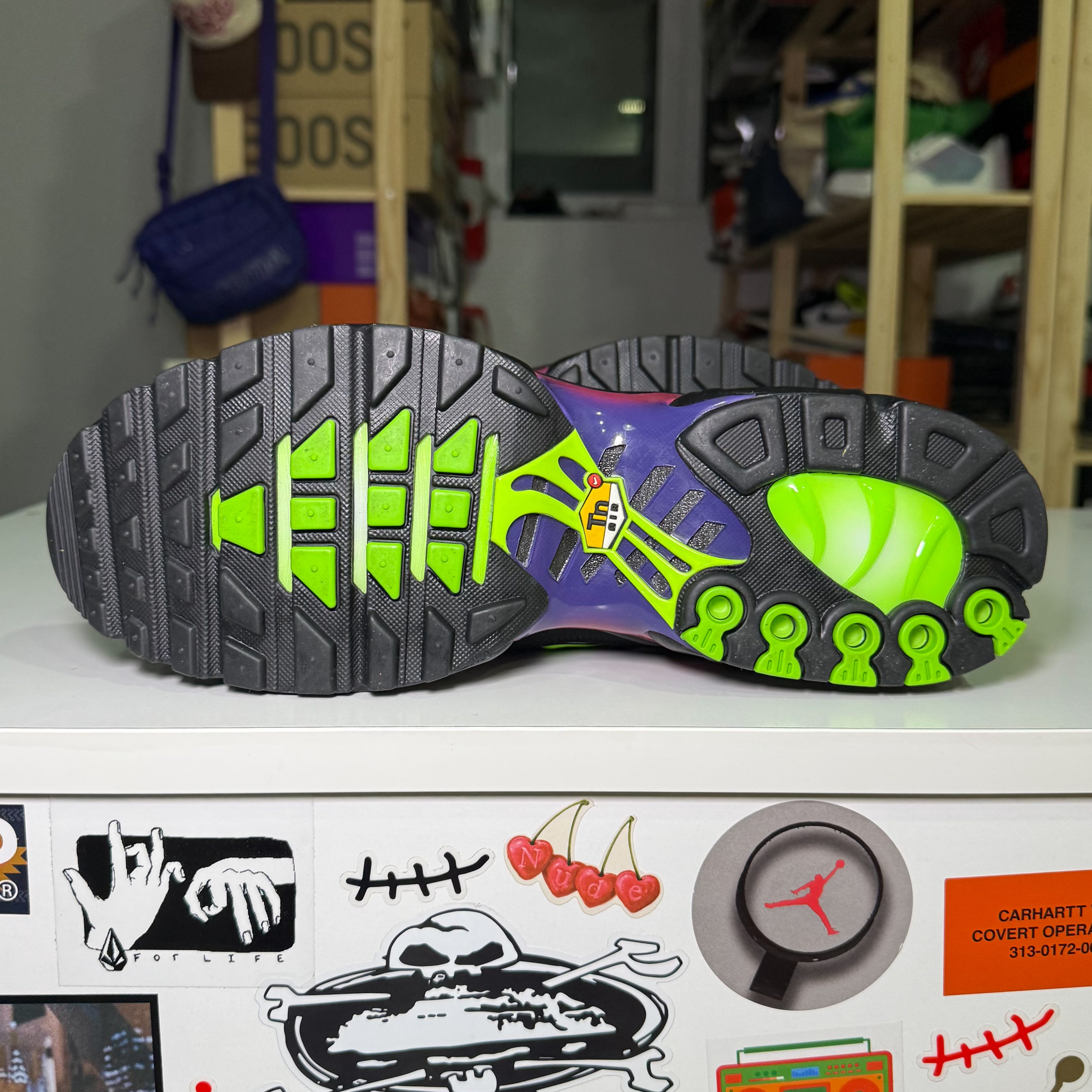 Nike Air Max TN Plus ‘Rebellious Air’ - DS