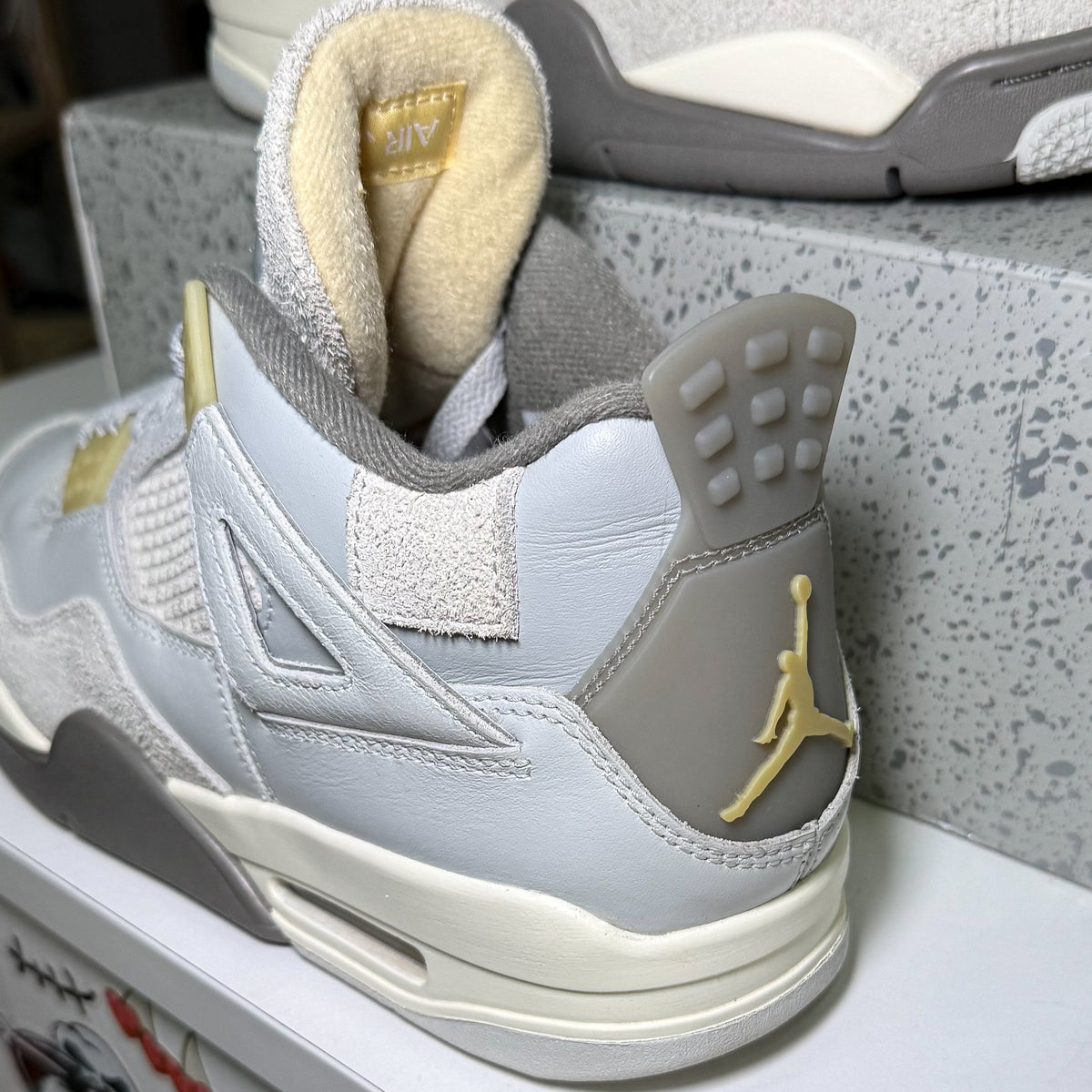 Air Jordan 4 Retro Craft SE ‘Photon Dust’ 2023 - Recondicionado