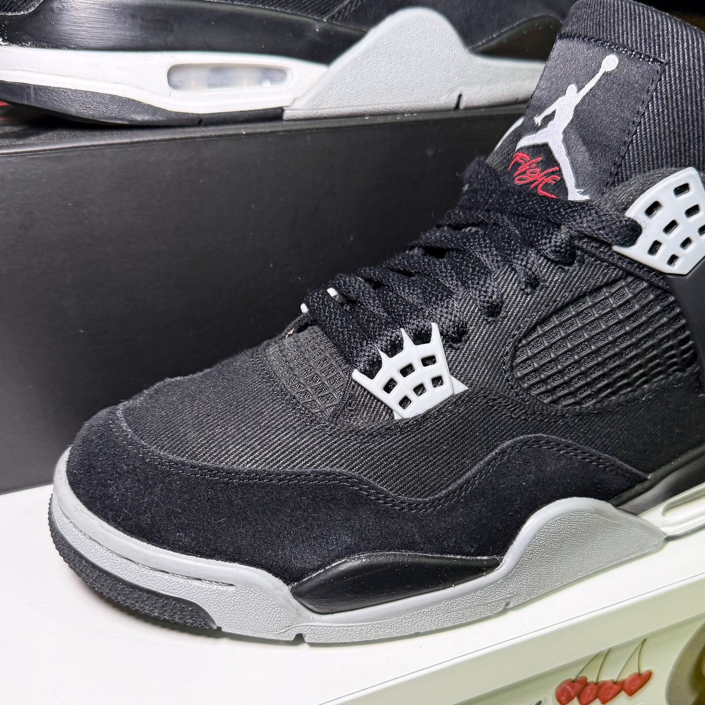 Air Jordan 4 Retro 'Black Canvas' 2022 - Recondicionado