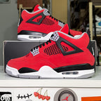 Air Jordan 4 Retro ‘Toro Bravo’ 2026 - DS