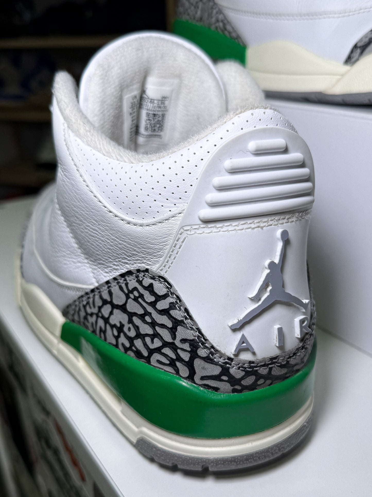 Air Jordan 3 Retro ‘Lucky Green’ W 2023 - Recondicionado