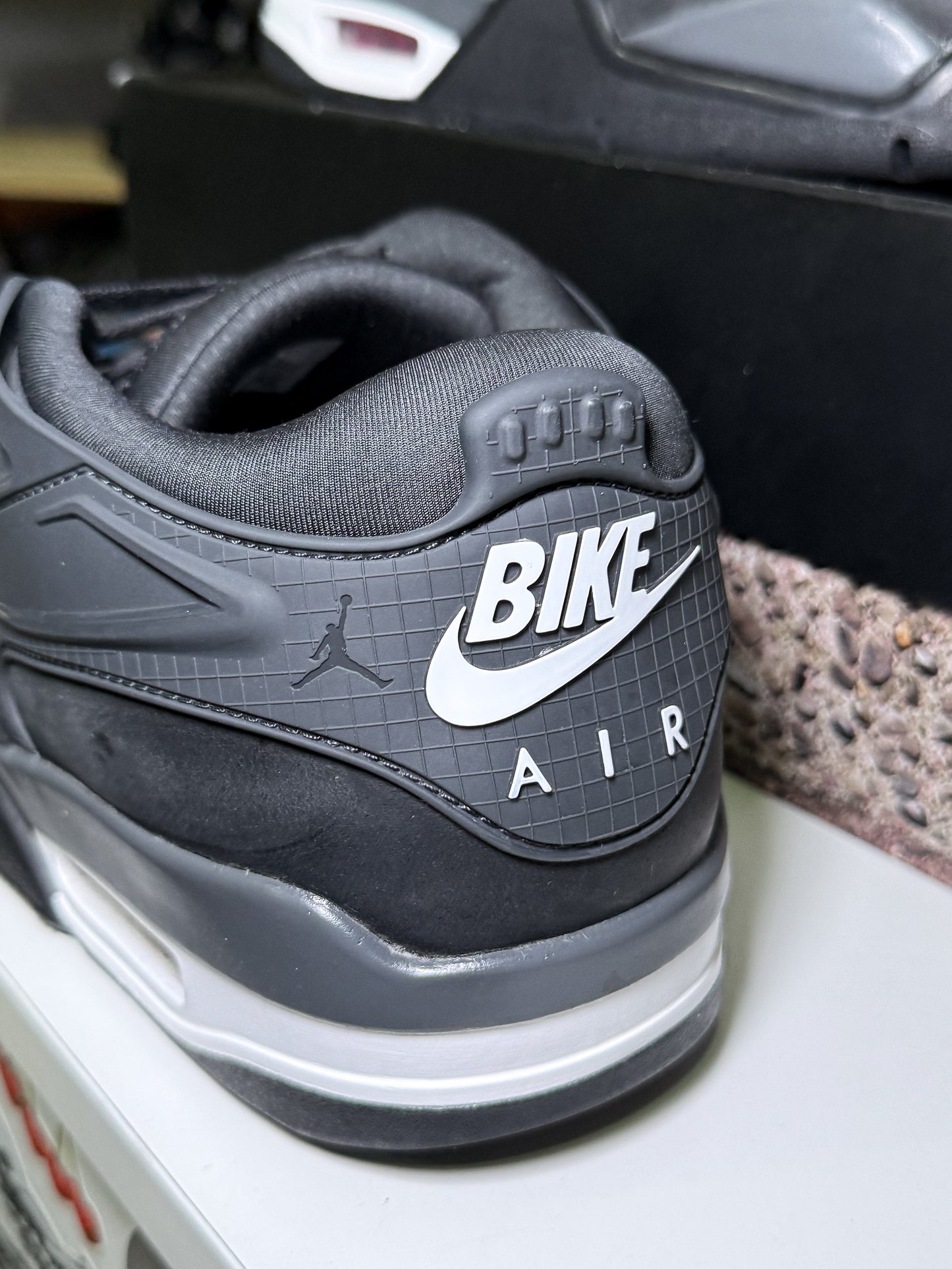 Air Jordan 4 RM SP x Nigel Sylvester ‘Driveaway’ 2024 - Recondicionado