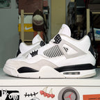Air Jordan 4 Retro 'Military Black' 2022 - Recondicionado