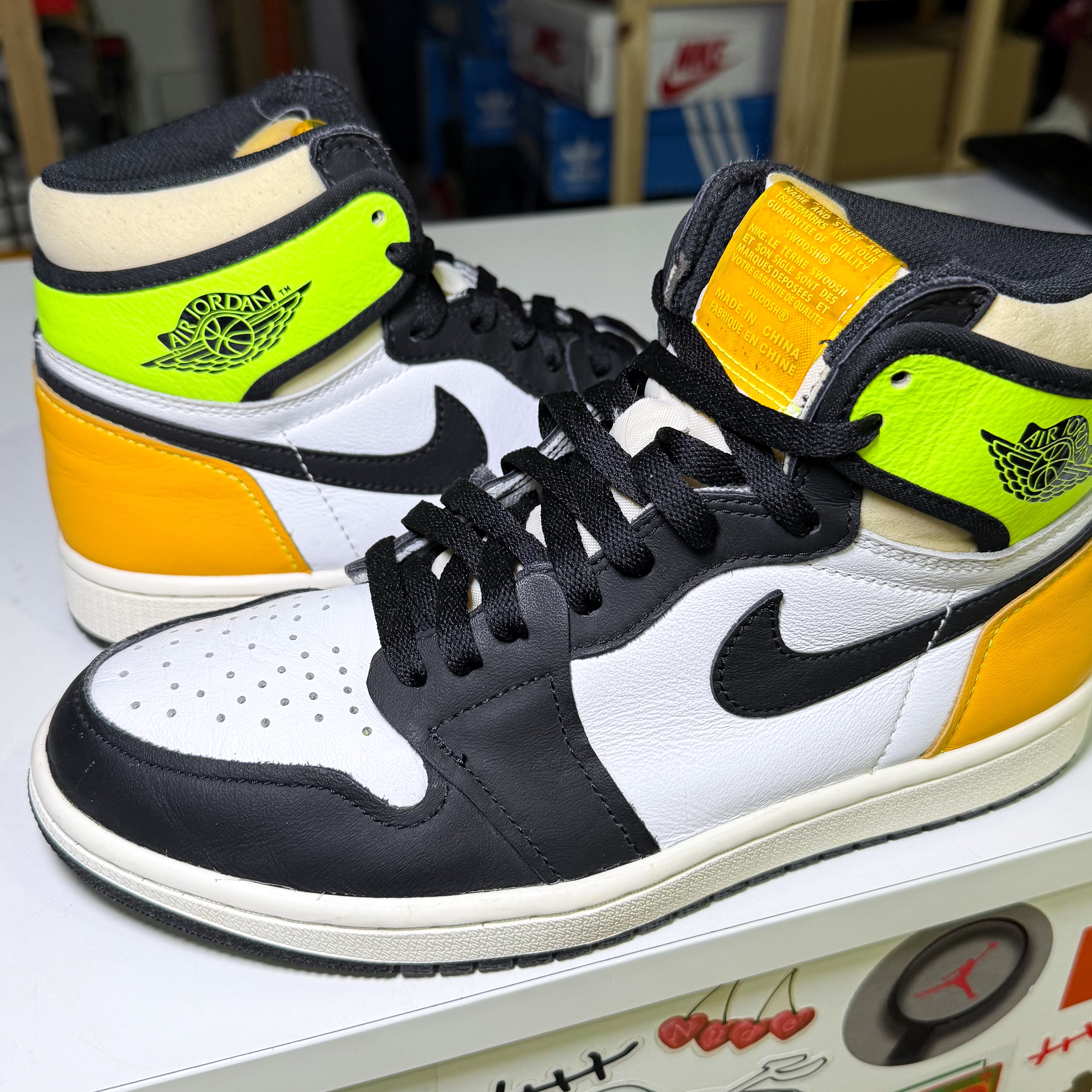 Air Jordan 1 Retro High OG ‘Volt’ 2021 - Recondicionado