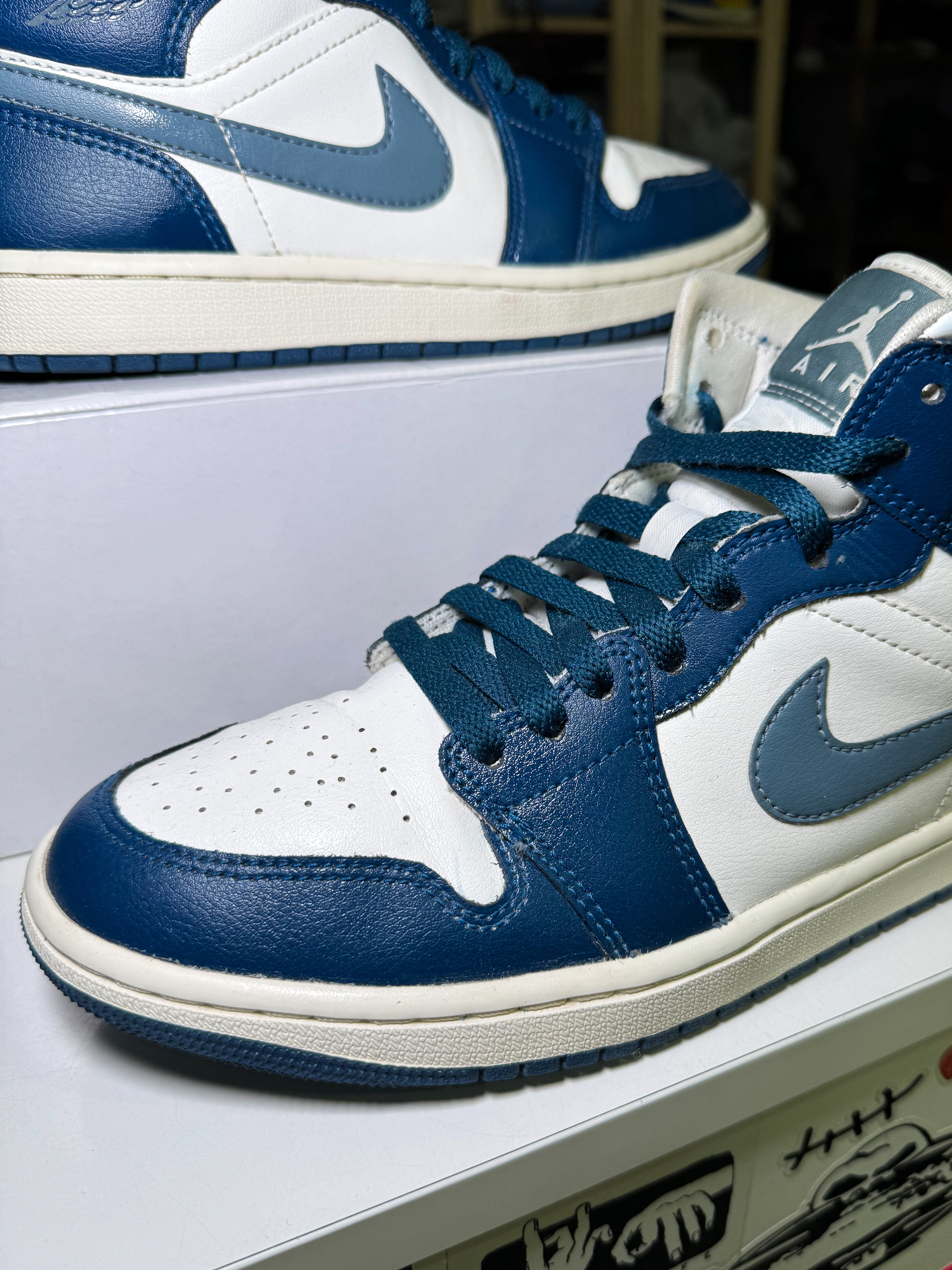 Air Jordan 1 Mid ‘Sky J French Blue’ W 2023 - Recondicionado