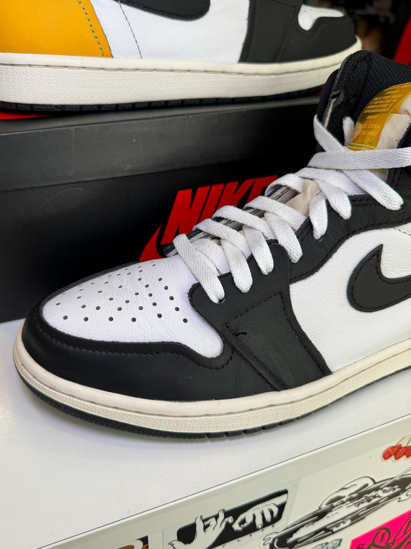 Air Jordan 1 Retro High OG ‘Volt’ 2021 - Recondicionado