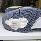 Air Jordan 4 Retro ‘Lightning’ 2021 - Recondicionado