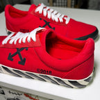 Off White Vulcanized Low Canvas ’Red’ 2018 - Recondicionado