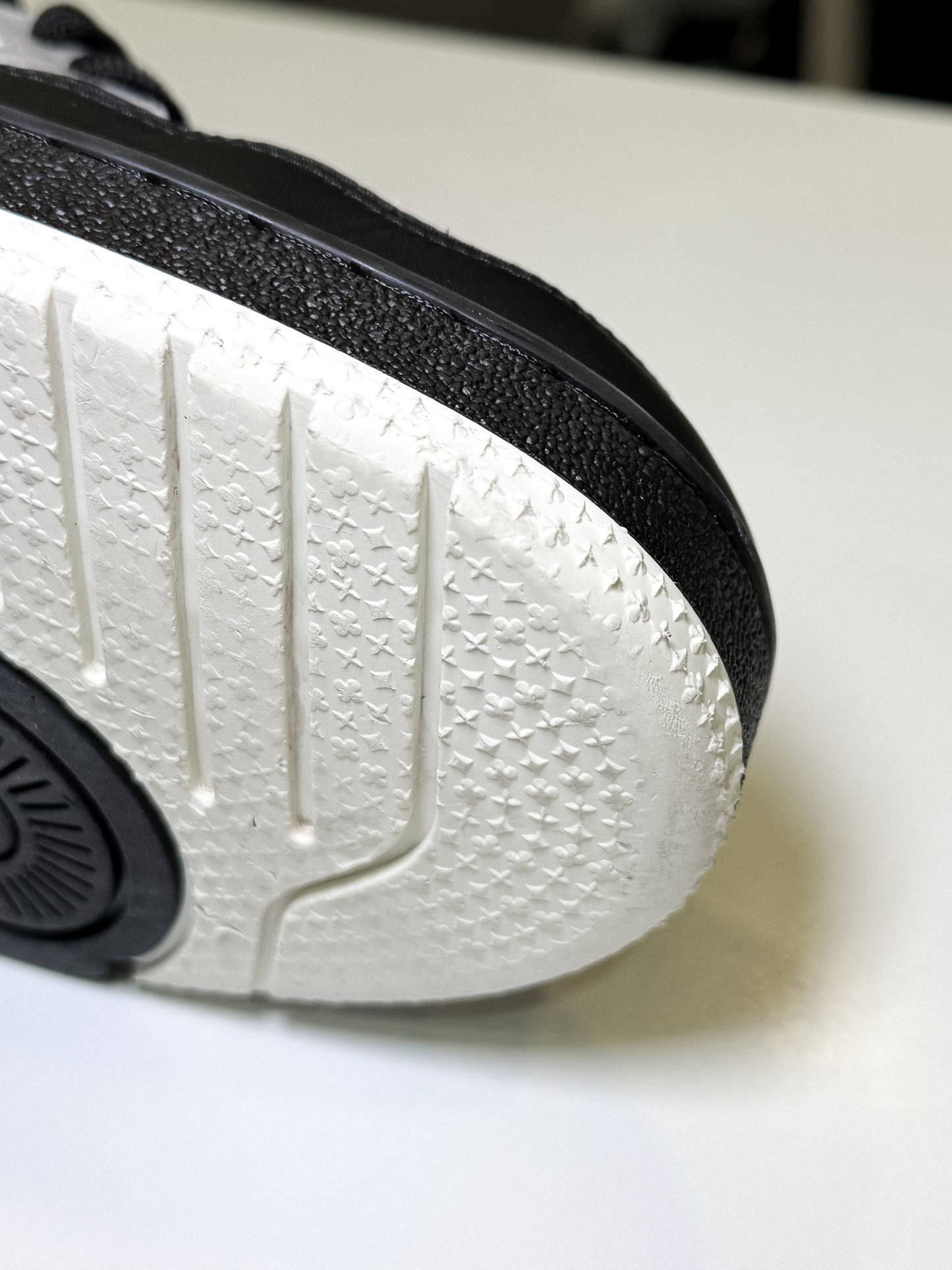 Louis Vuitton LV Trainer #54 ‘Black Grey White’ 2021 - Reconsicionado