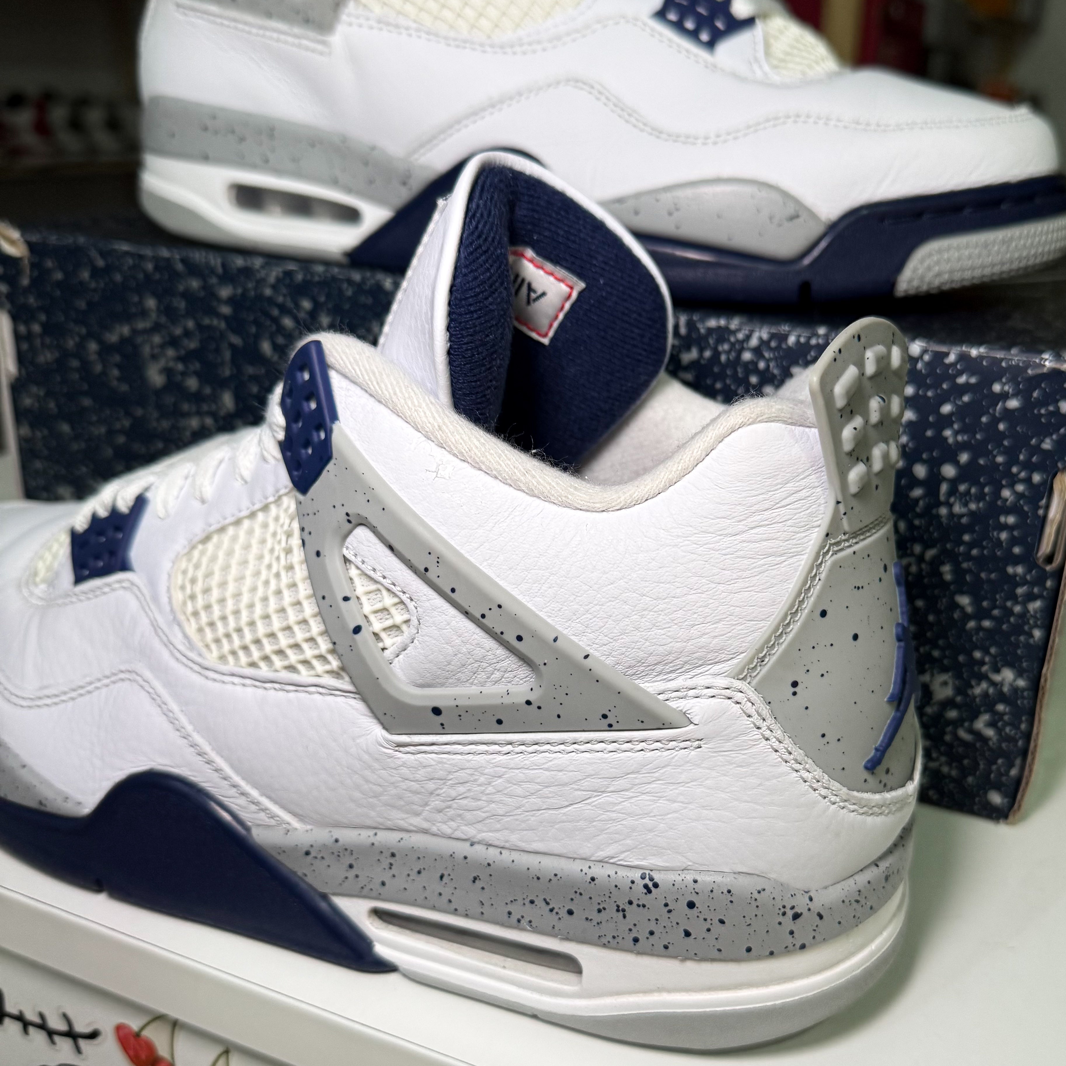 Air Jordan 4 Retro 'Midnight Navy’ 2022 - Recondicionado