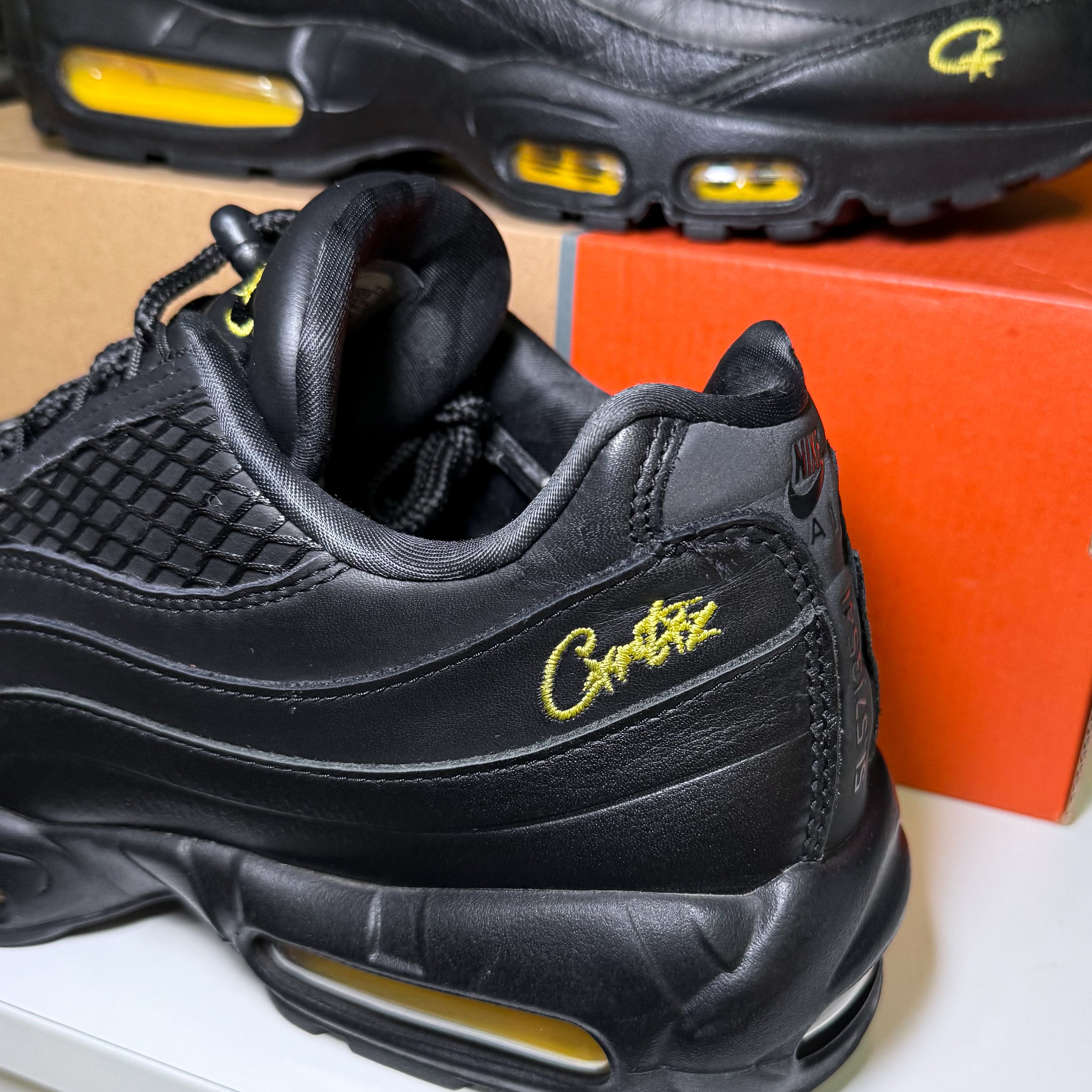 Nike Air Max 95 SP x Corteiz ‘Honey Black’ 2025 - Recondicionado