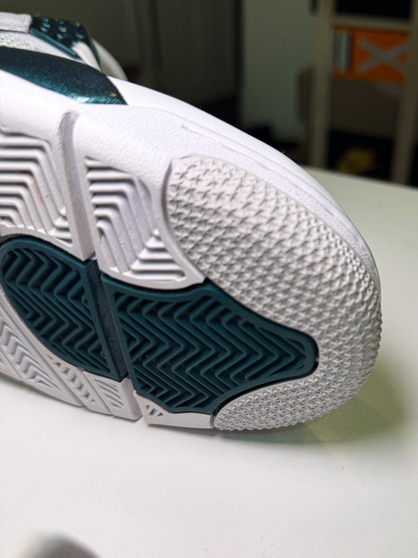 Air Jordan 4 Retro 'Oxidized Green' 2024 - Recondicionado